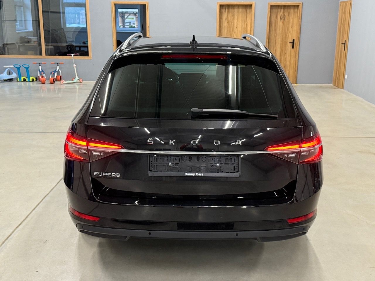 Škoda Superb, III FL COMBI 2.0TDI 110kw DSG - fotka 6