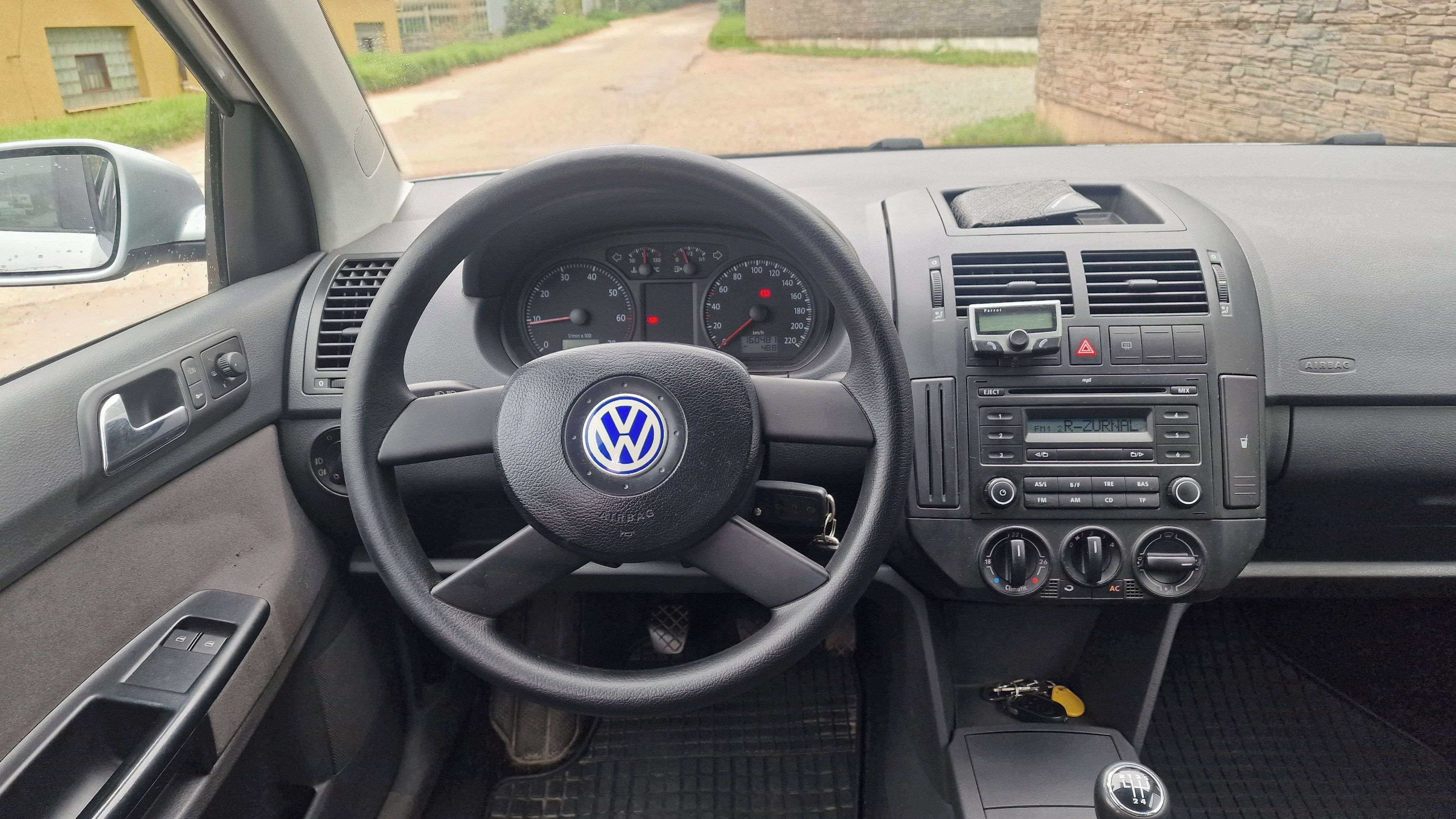 Volkswagen Polo, 1.2HTP 40Kw - fotka 4