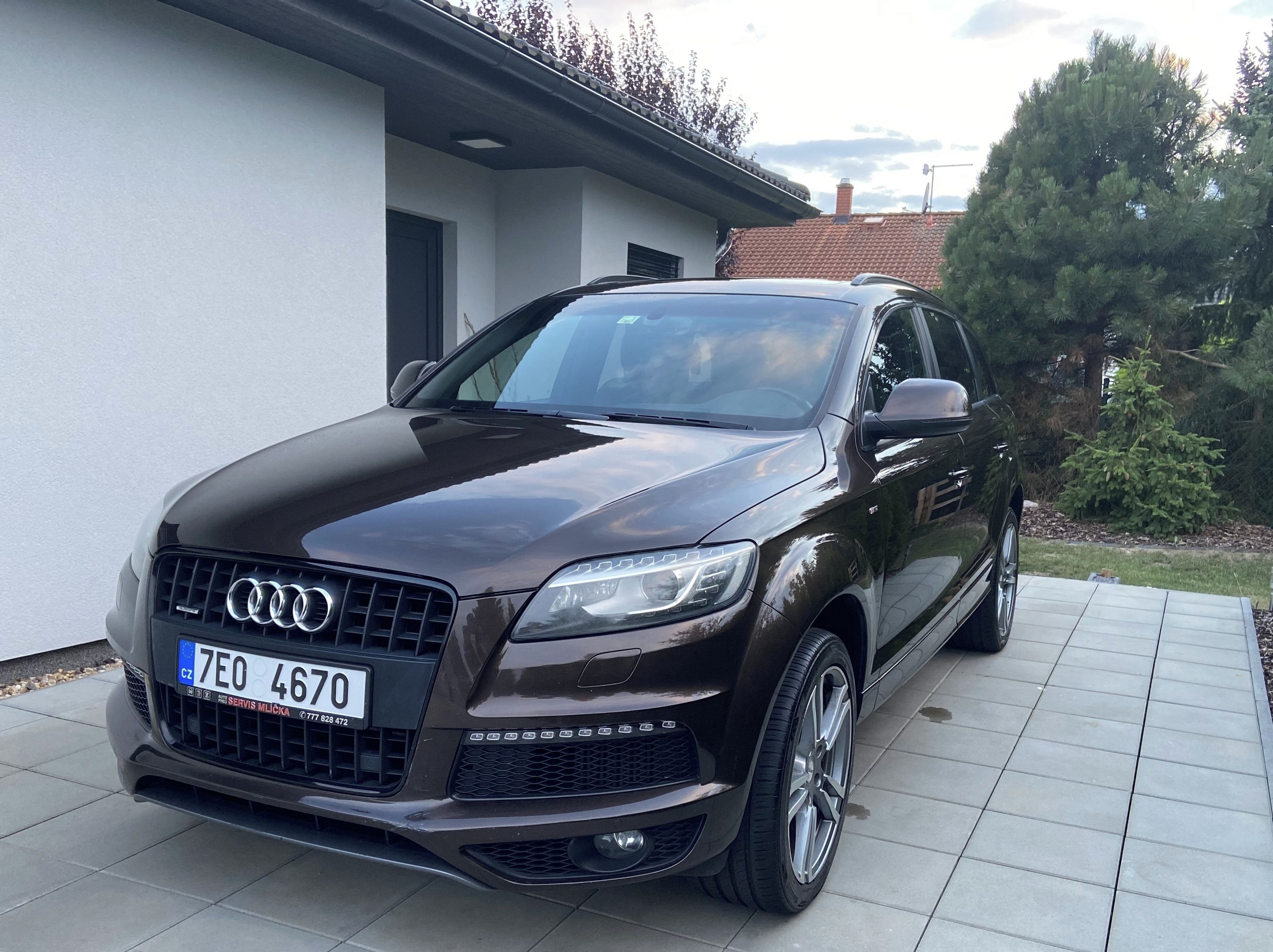 Audi Q7, 3.0 TDI S-line 7míst