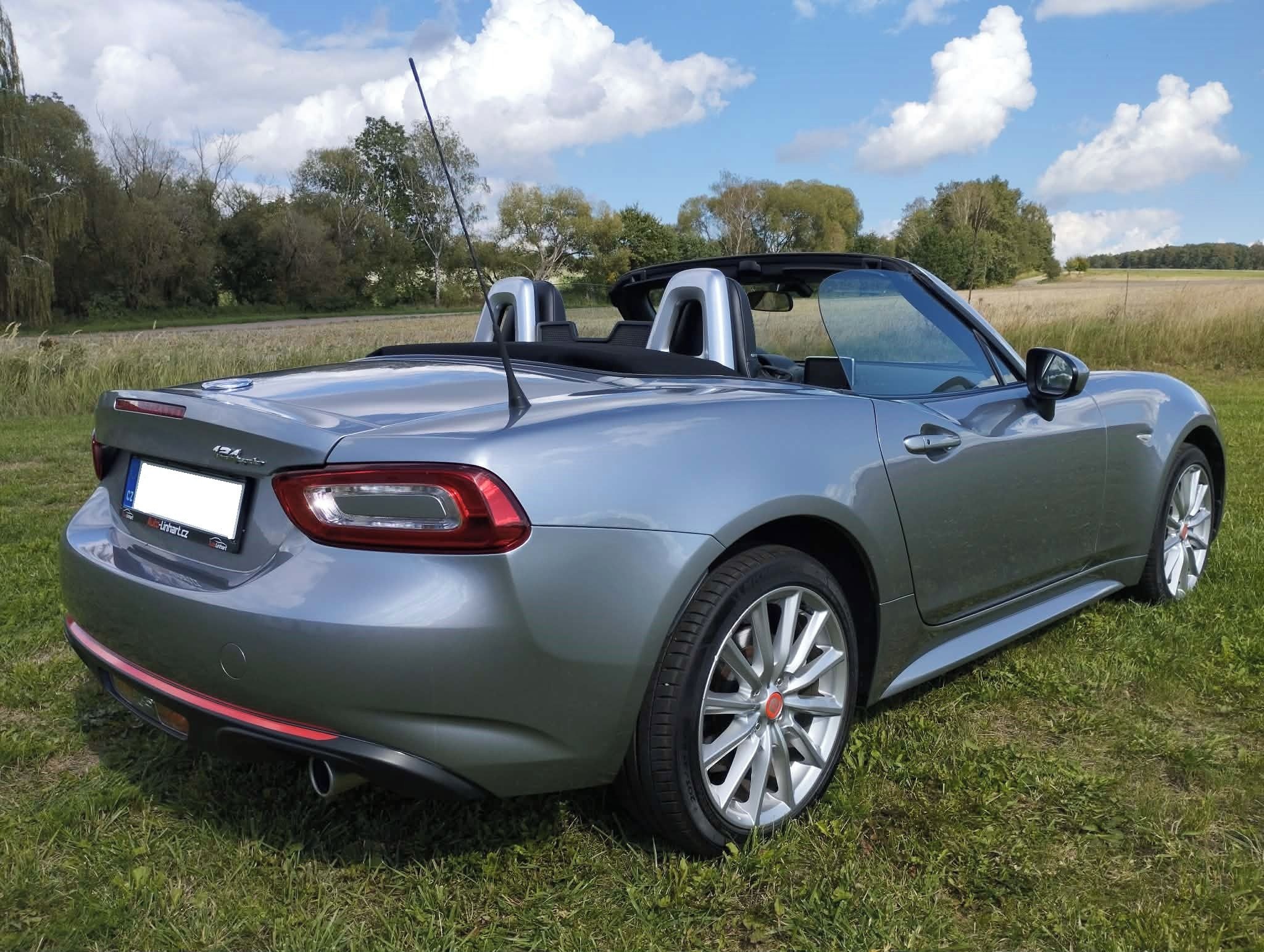 Fiat 124 Spider, 1.4T MULTIAIR LUSSO - fotka 6