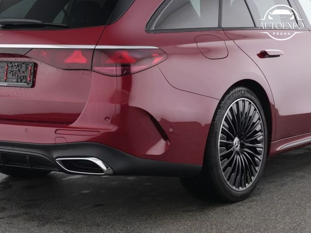 Mercedes-Benz Třídy E, 300 e AMG Advanced* - fotka 4