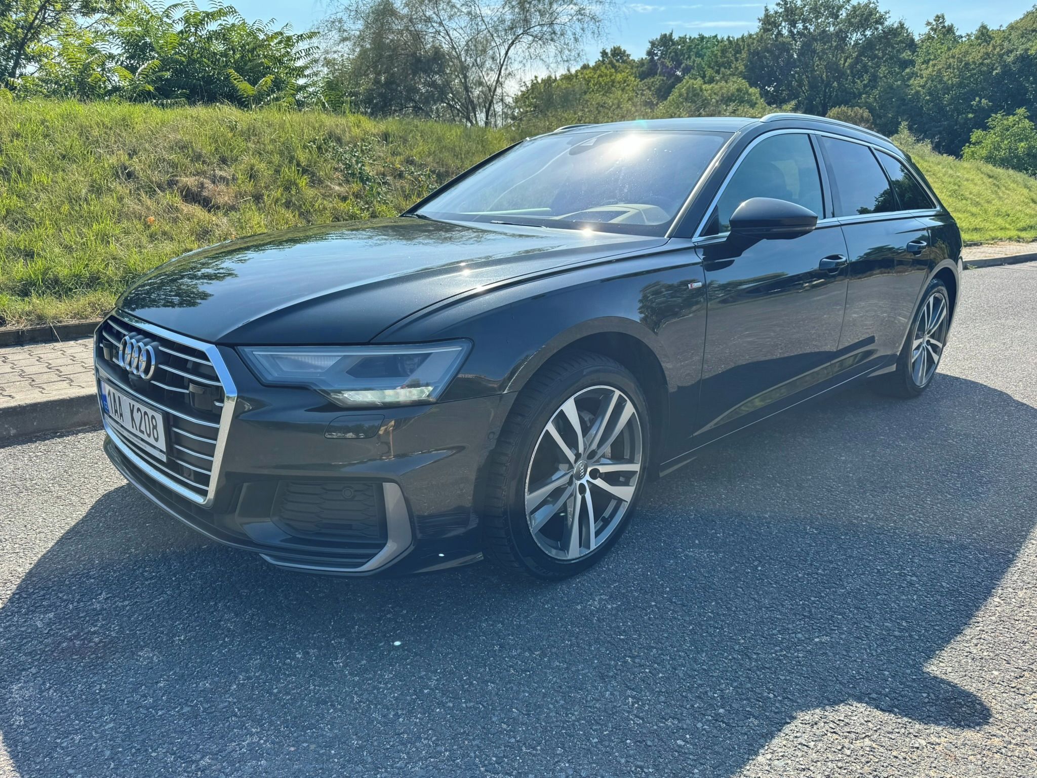 Audi A6, 4.0TDI 150kW / S-LINE / PANORA - fotka 5
