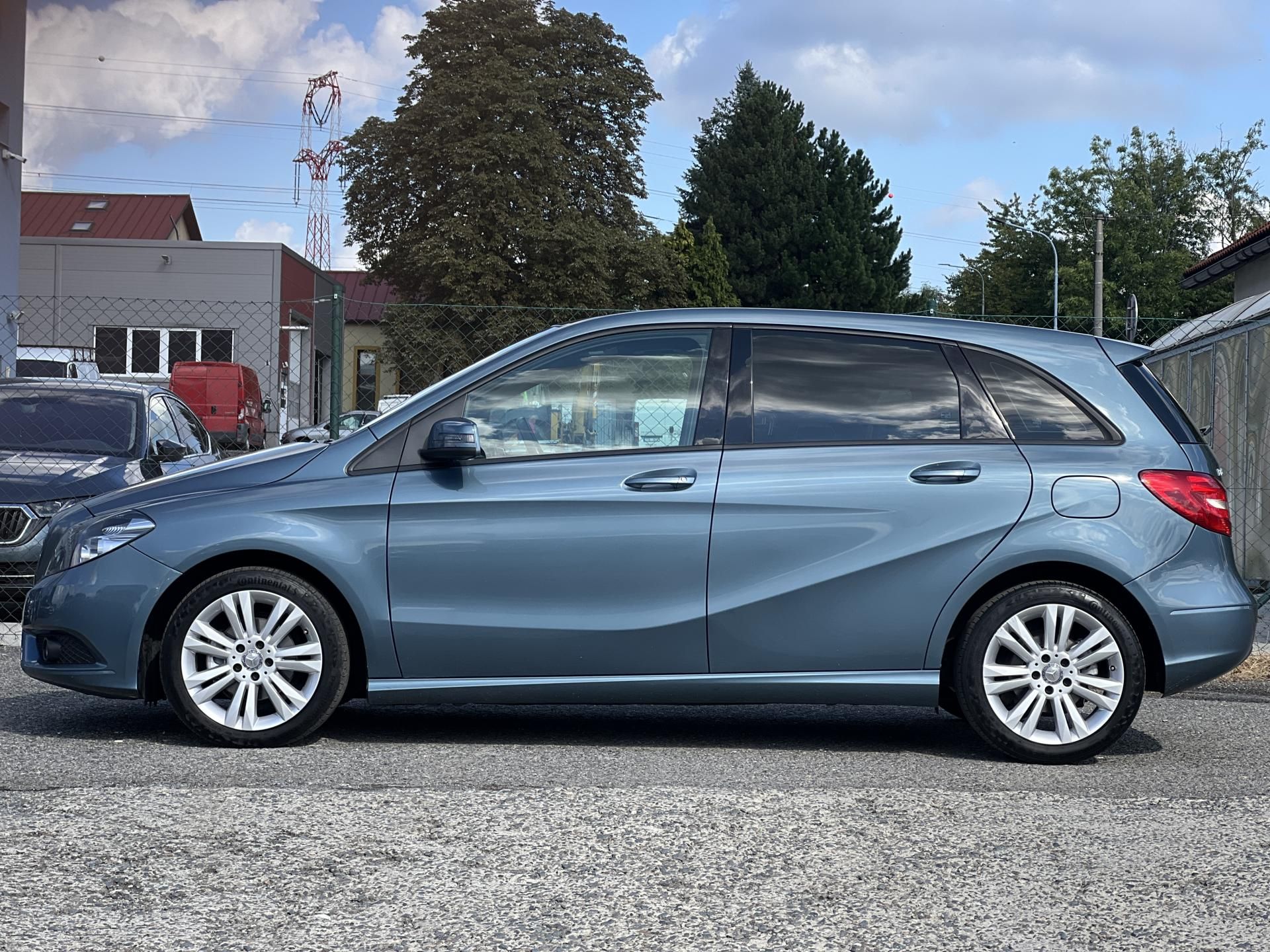 Mercedes-Benz Třídy B, B180 1.6i 90kw KAMERA NAVI ALU - fotka 4