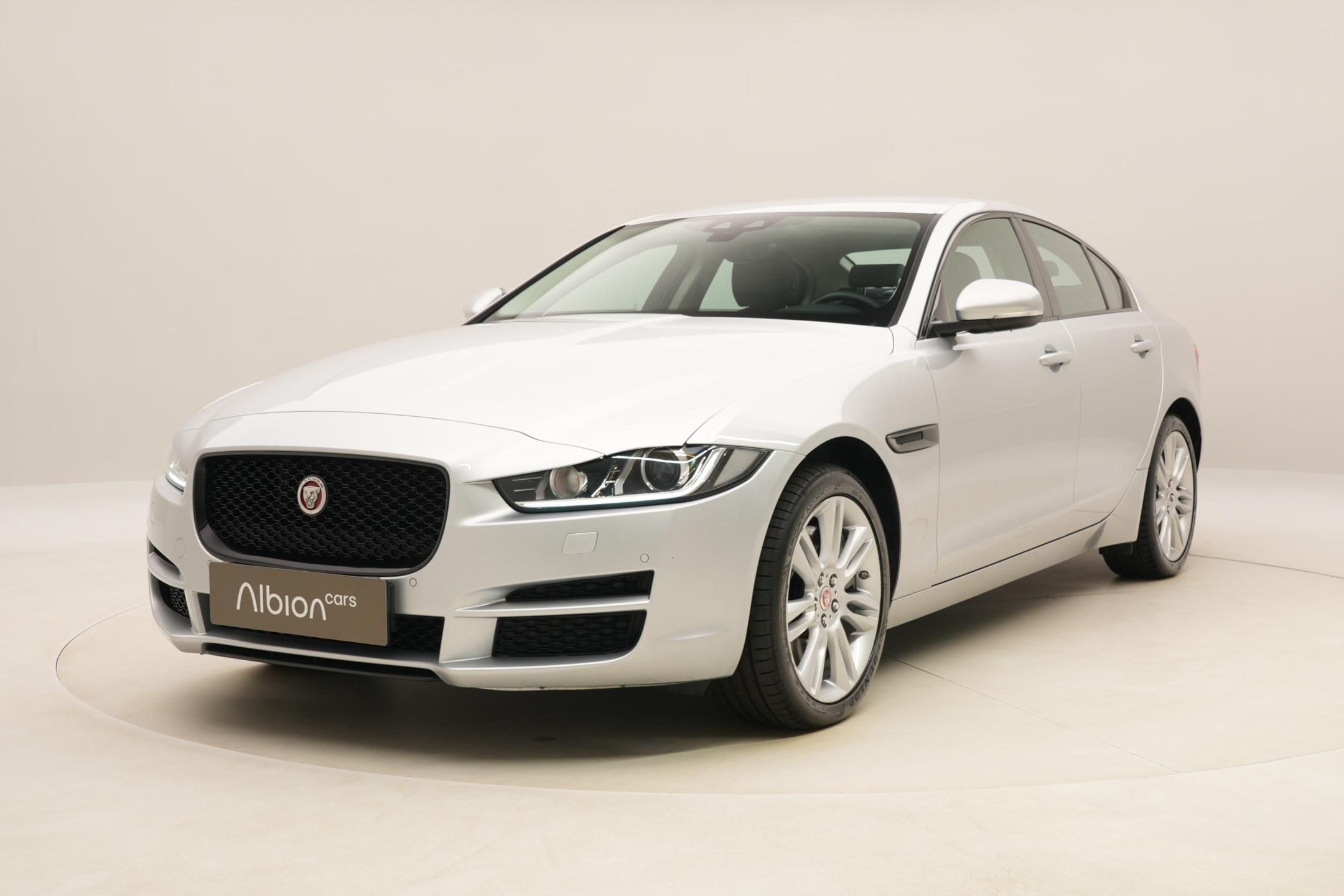 Jaguar XE, 30t 221kW AWD AUT CZ