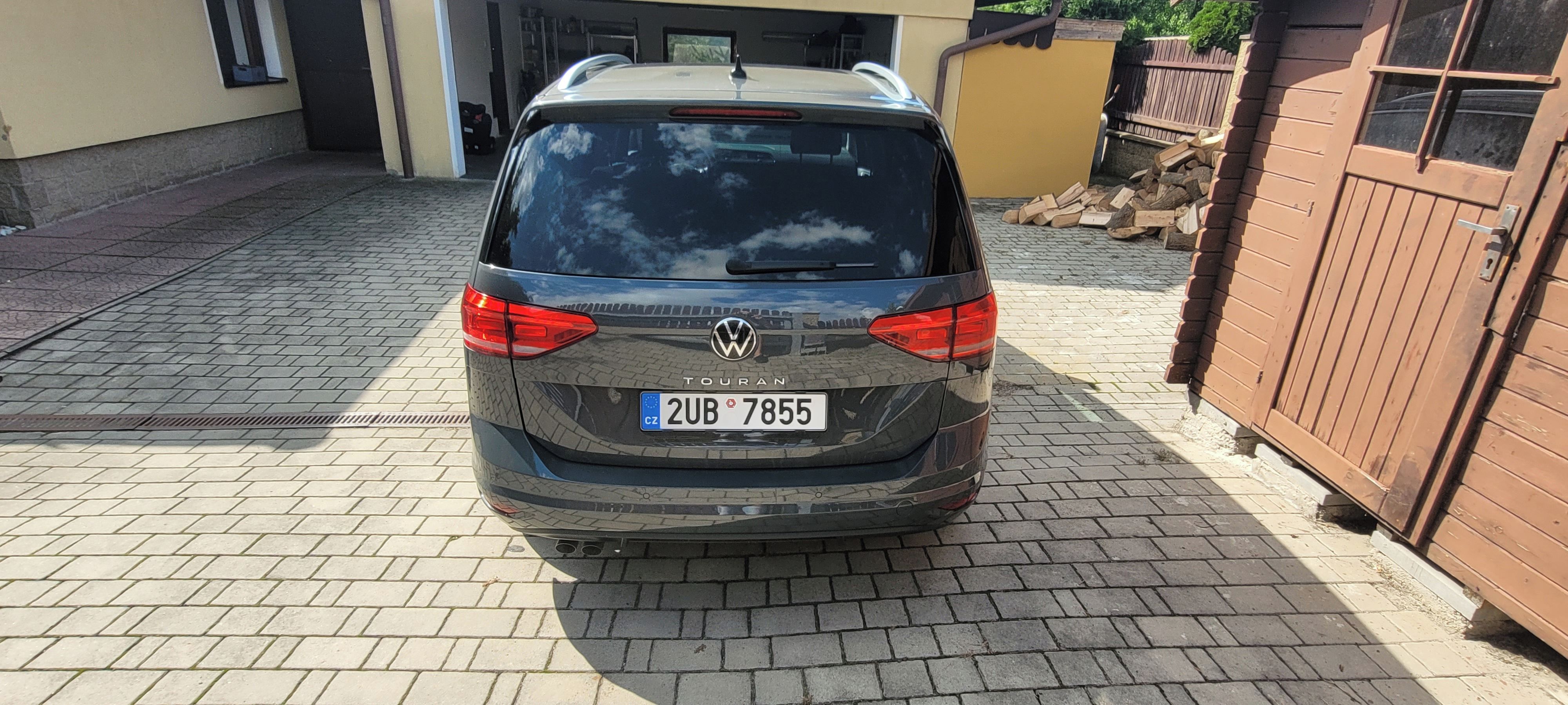 Volkswagen Touran, 2,0TDi DSG 7MIST 133TKM - fotka 5