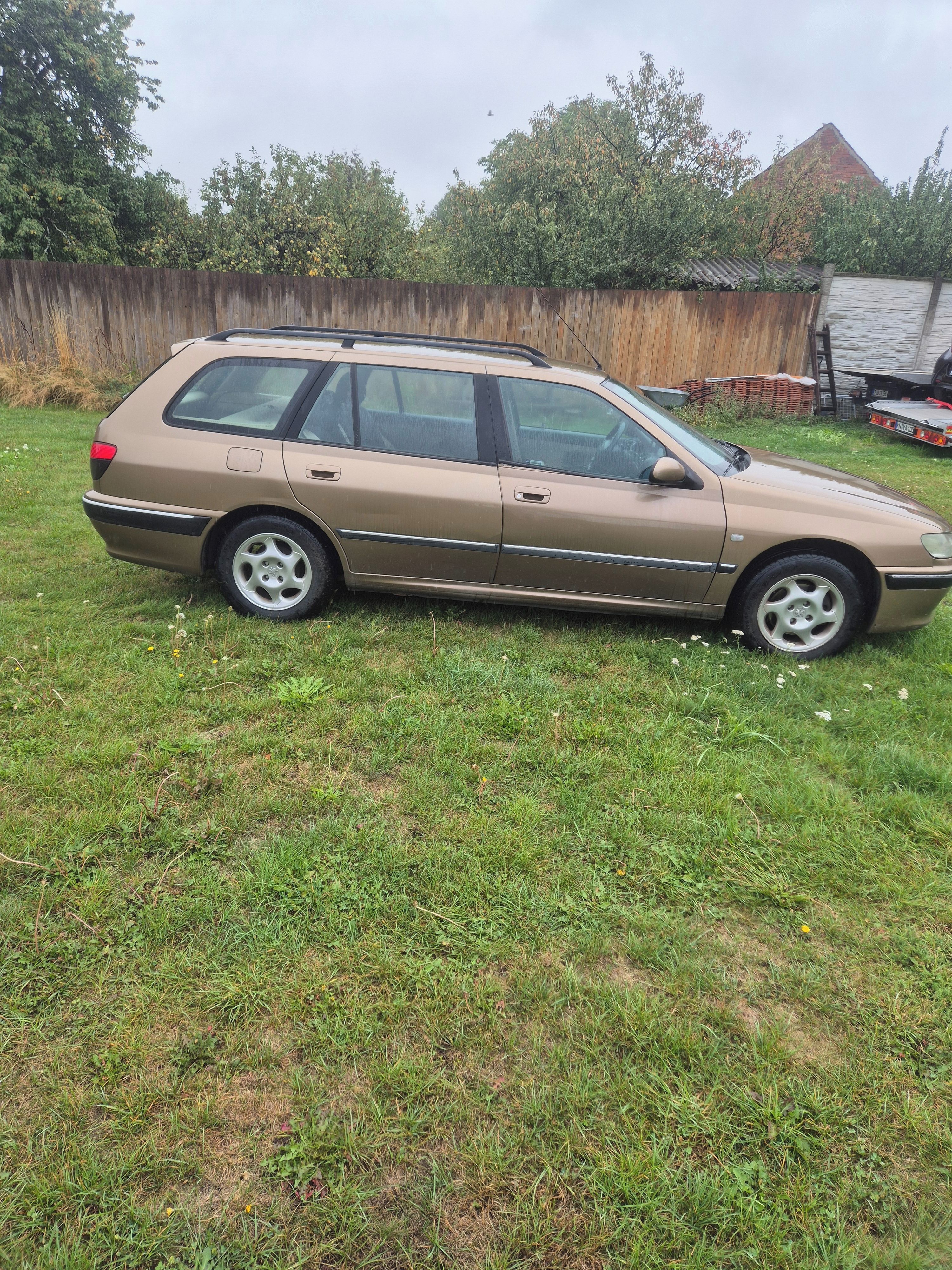 Peugeot 406, 2.0 hdi - fotka 4