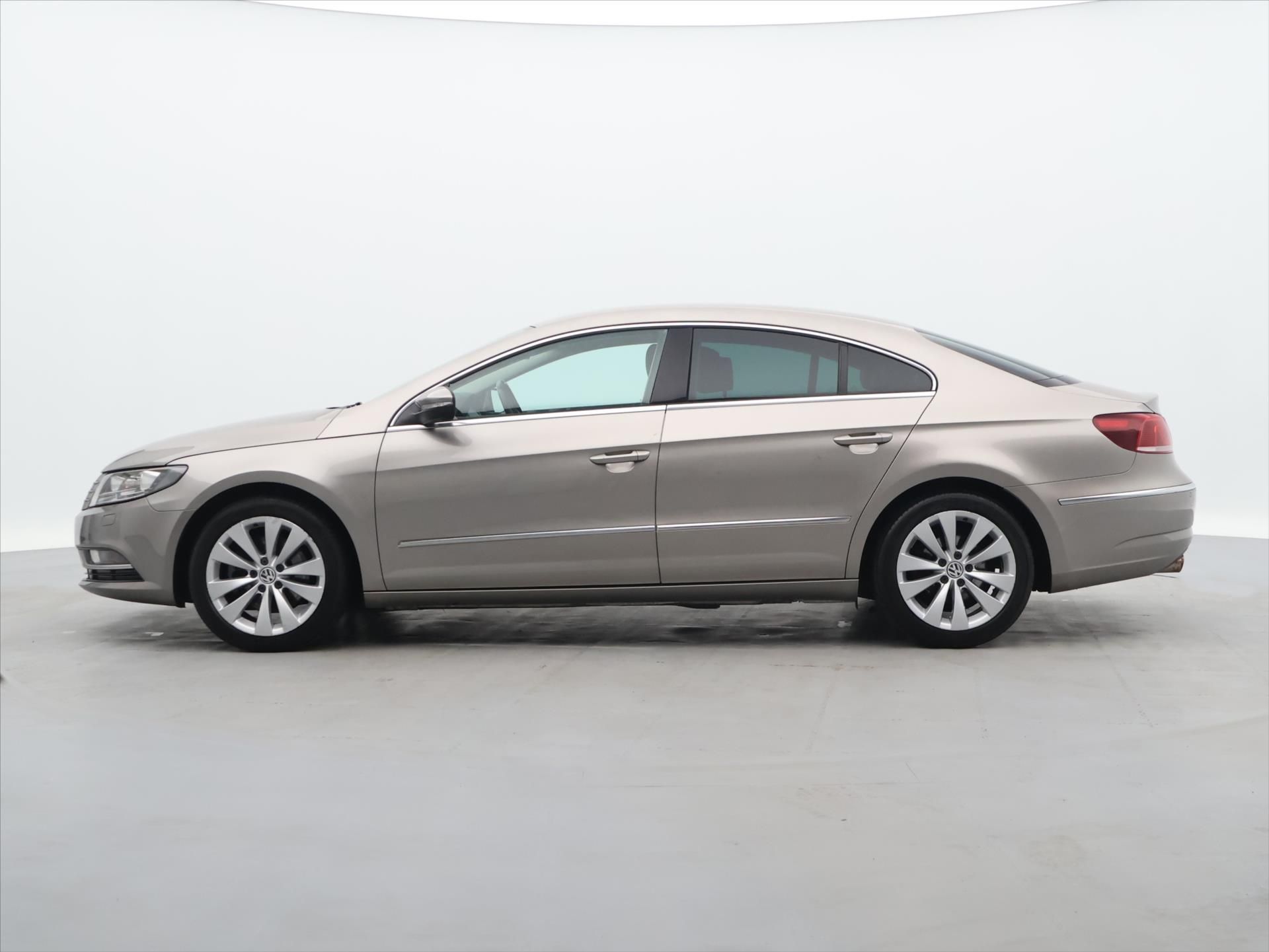 Volkswagen CC, 2.0 TDI 103kW DSG Xenon CZ - fotka 4