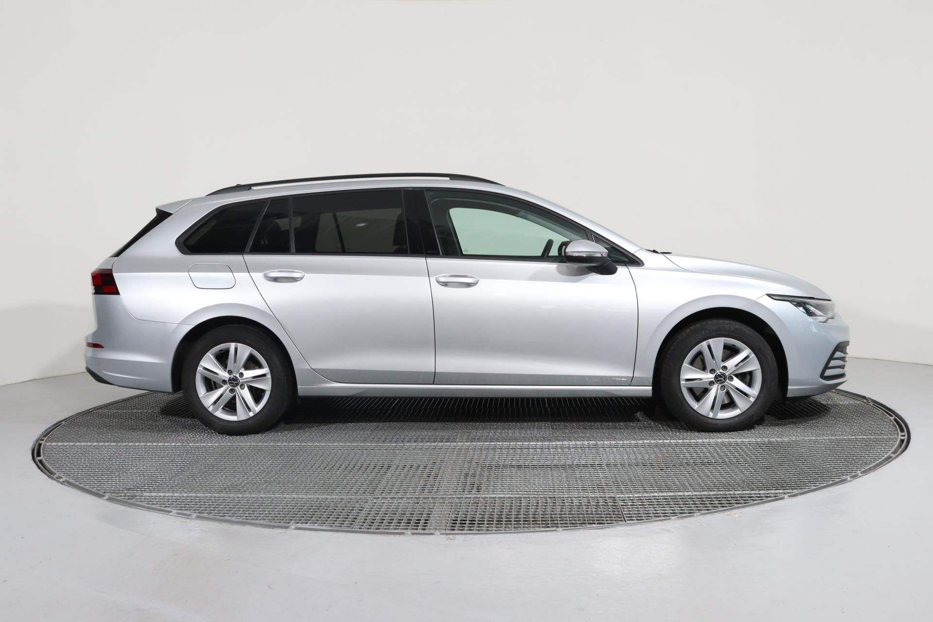 Volkswagen Golf Variant, Life 2,0 TDI DSG/ TAŽNÉ ZAŘÍZE - fotka 3