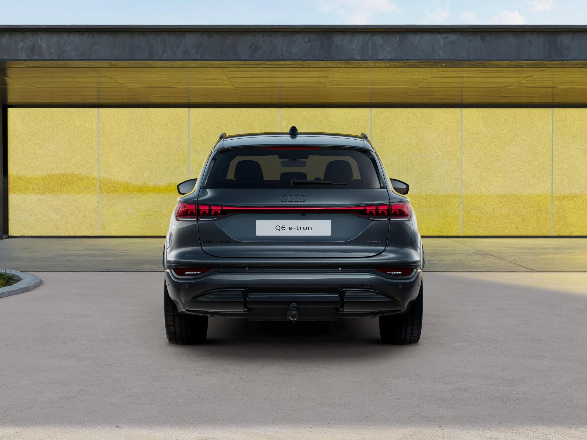 Audi Q6 e-tron, S line - fotka 4