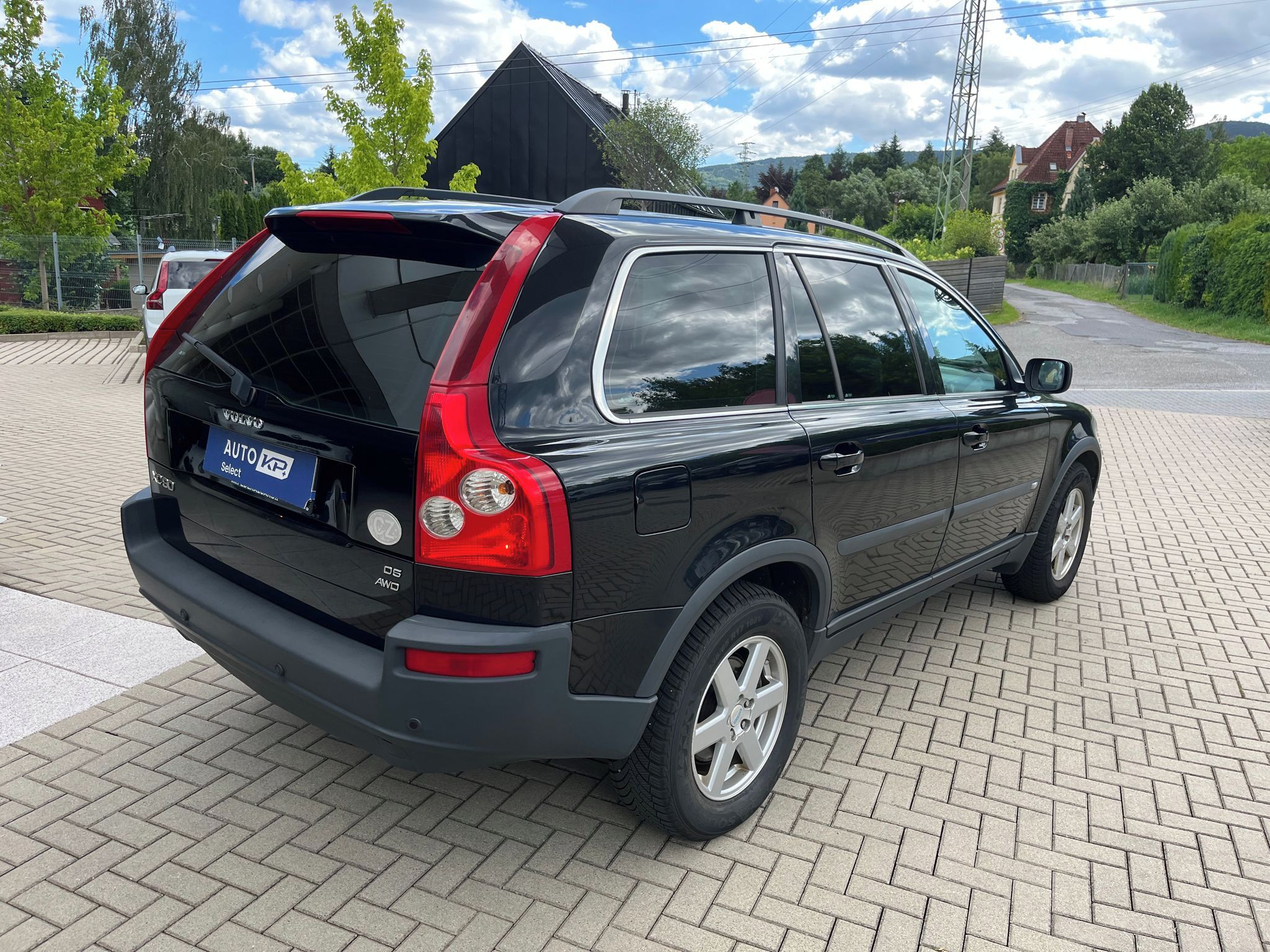Volvo XC90, 2.4D D5 4x4 Momentum 6AT - fotka 6