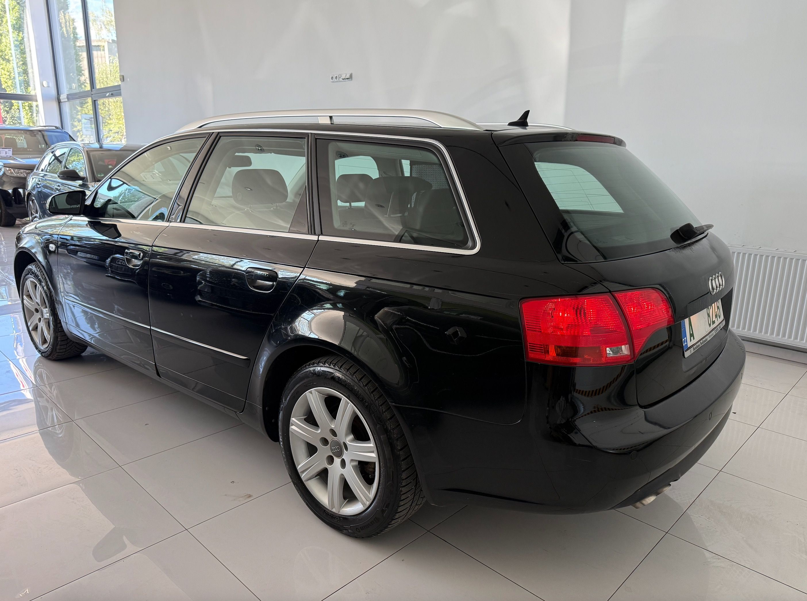 Audi A6, Avant 2.0 TDI 103 kW | 2006 - fotka 5