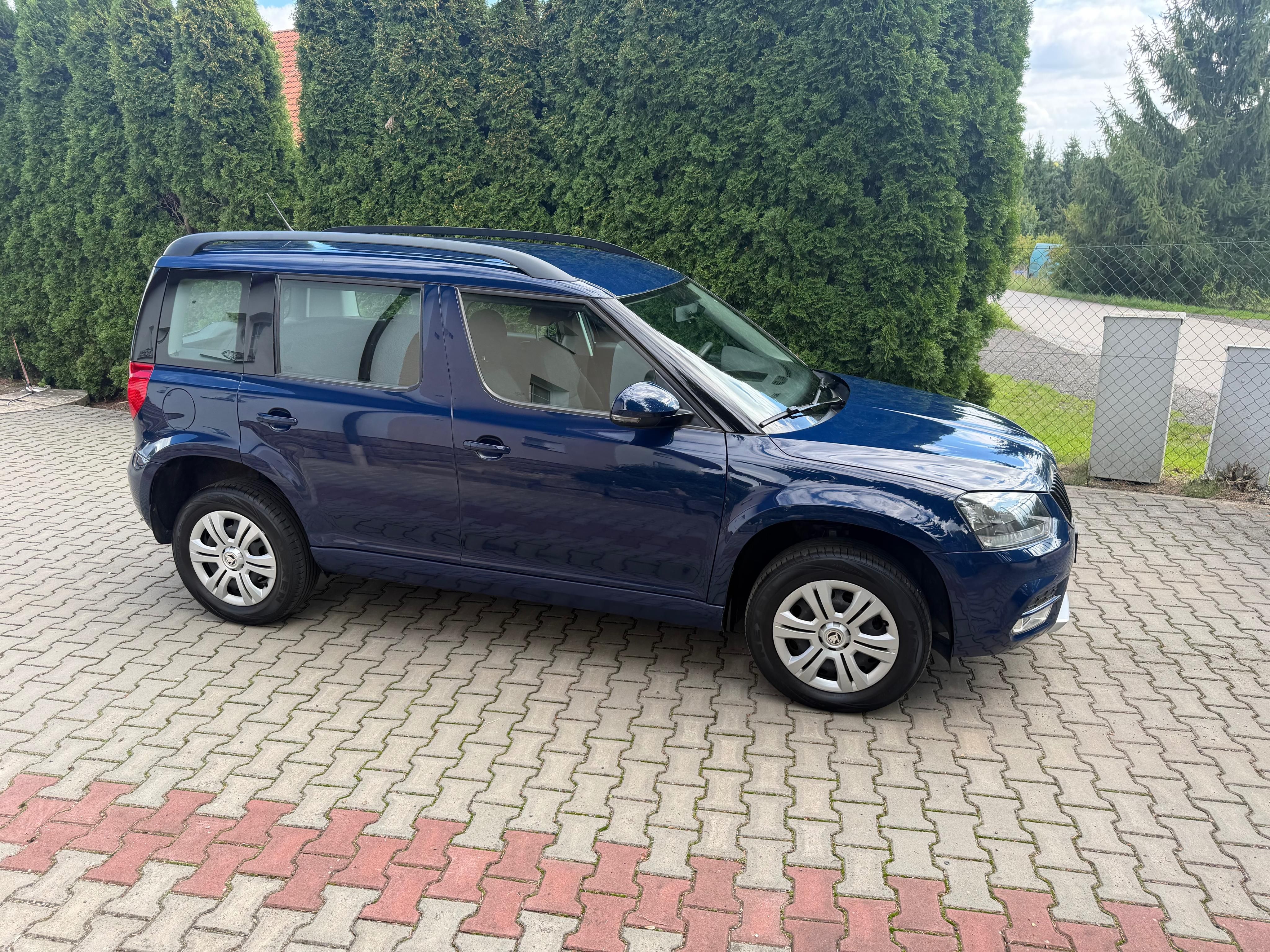 Škoda Yeti, 2,0 TDi 4x4 ČR + Cebia - fotka 2