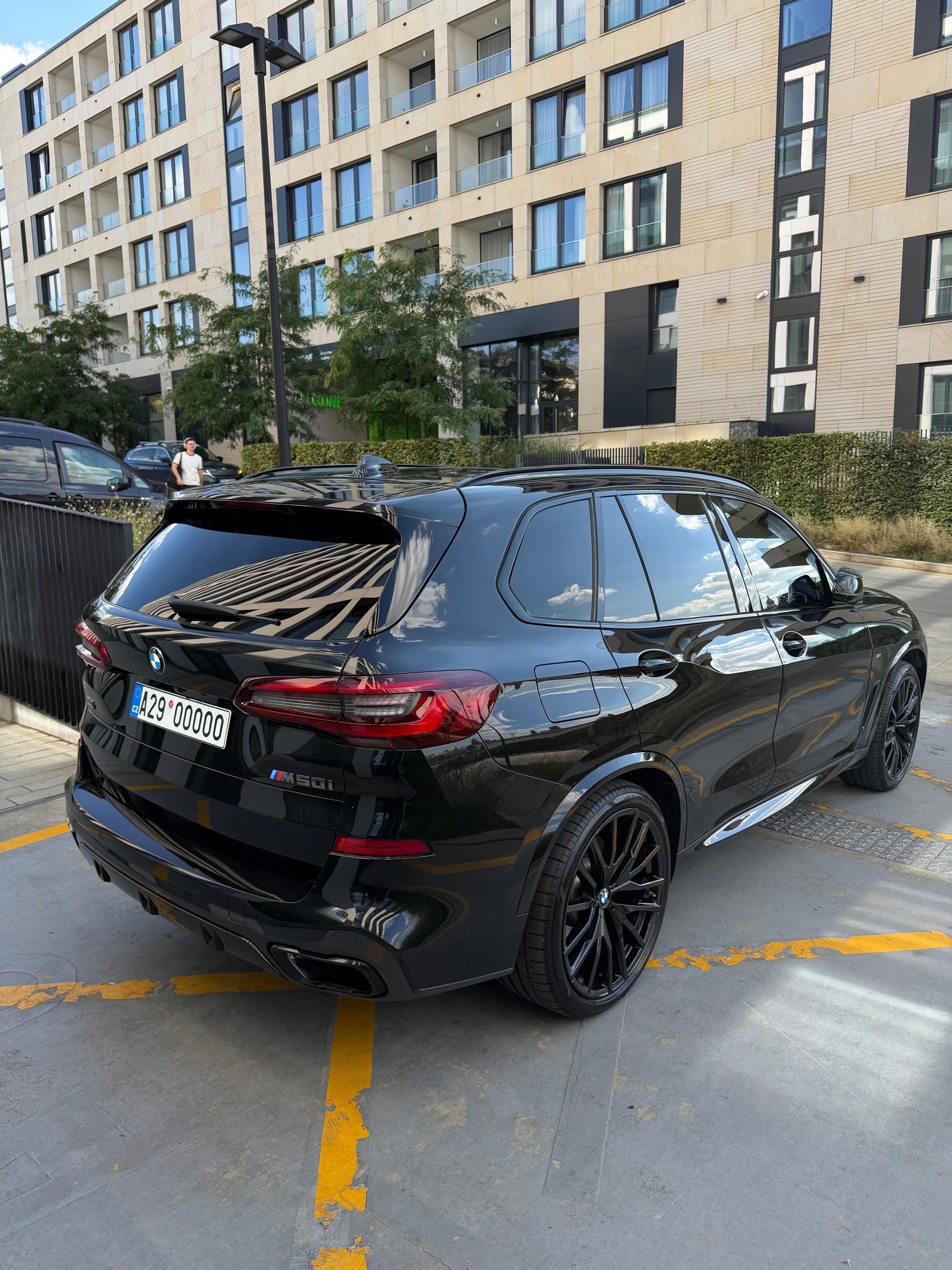BMW X5, M50i - Výbava|Historie|DPH - fotka 5