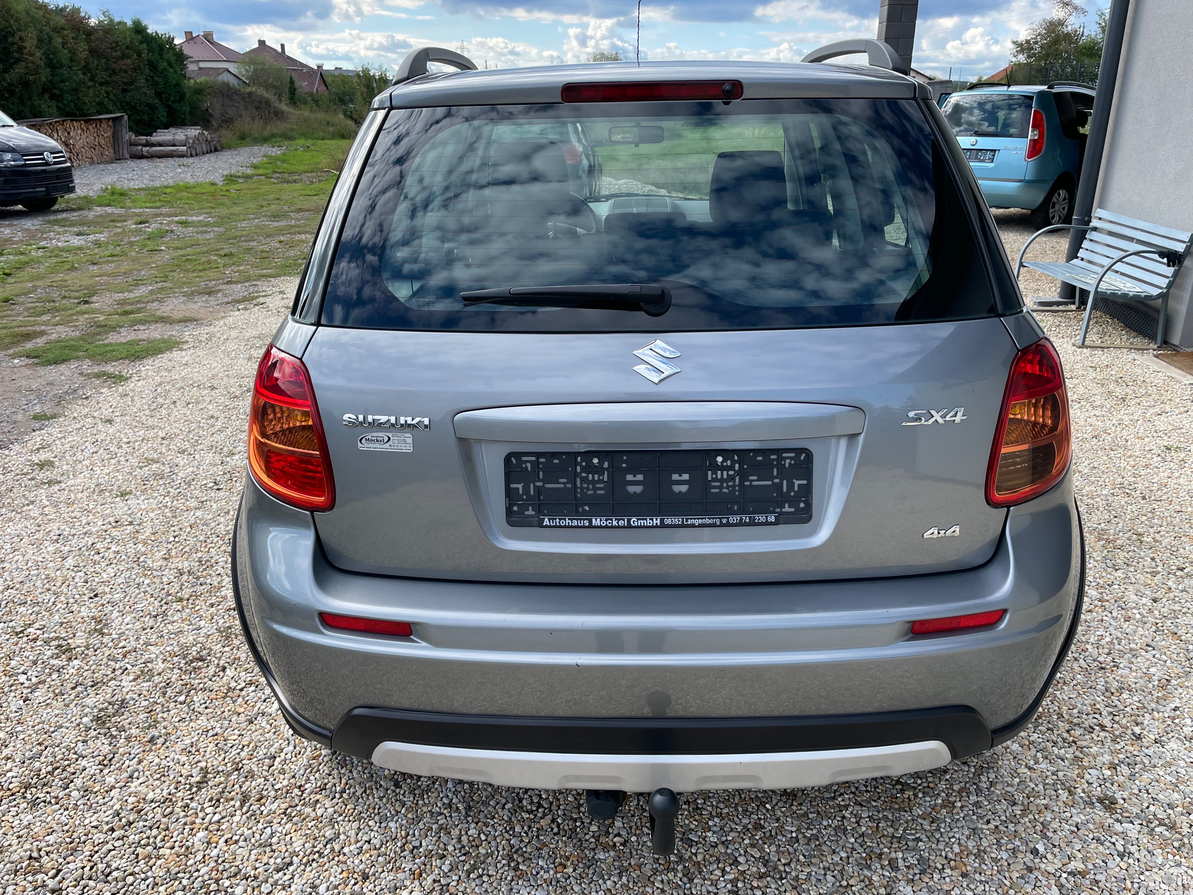 Suzuki SX4, 4X4 11/2012 - fotka 4