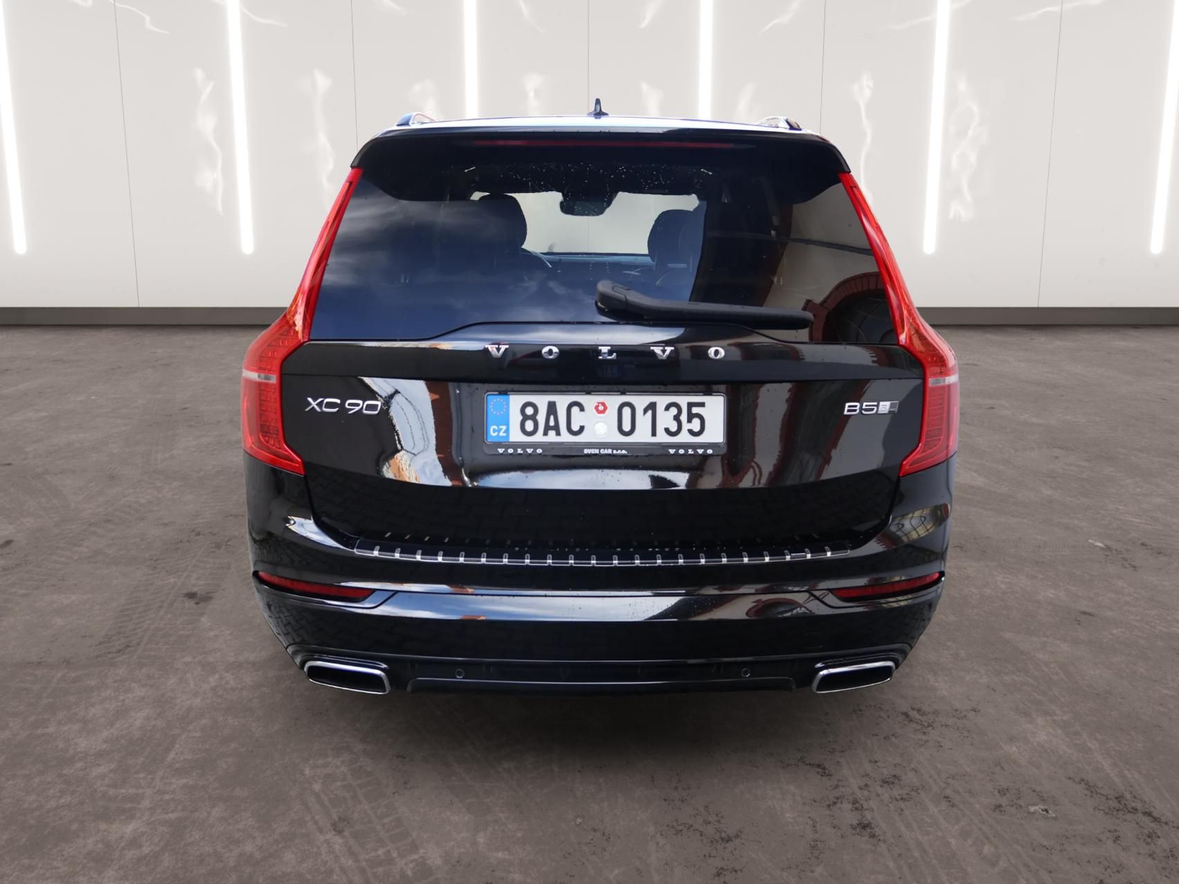 Volvo XC90, B5 AWD R-Design - fotka 3