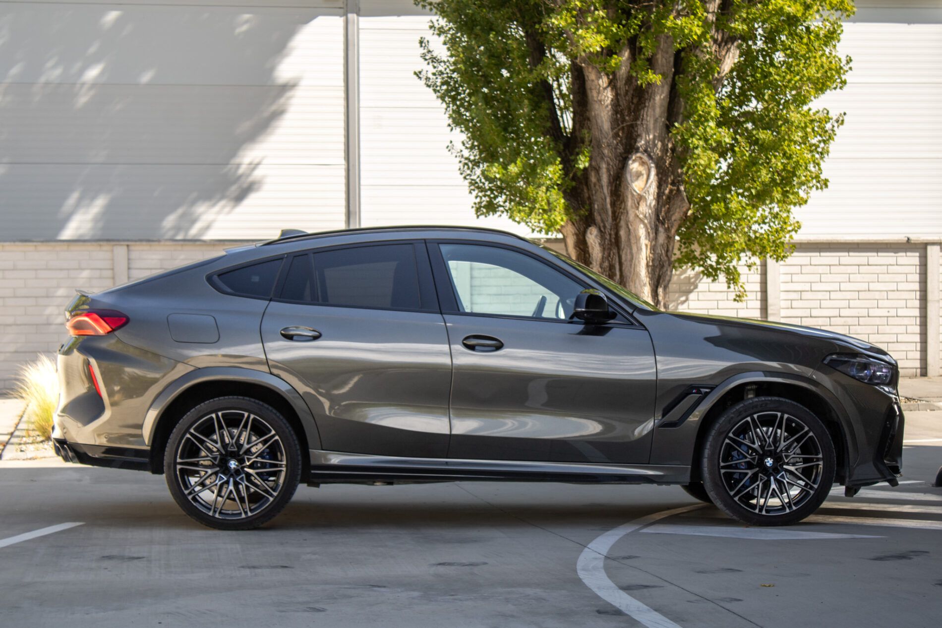 BMW X6 - fotka 4