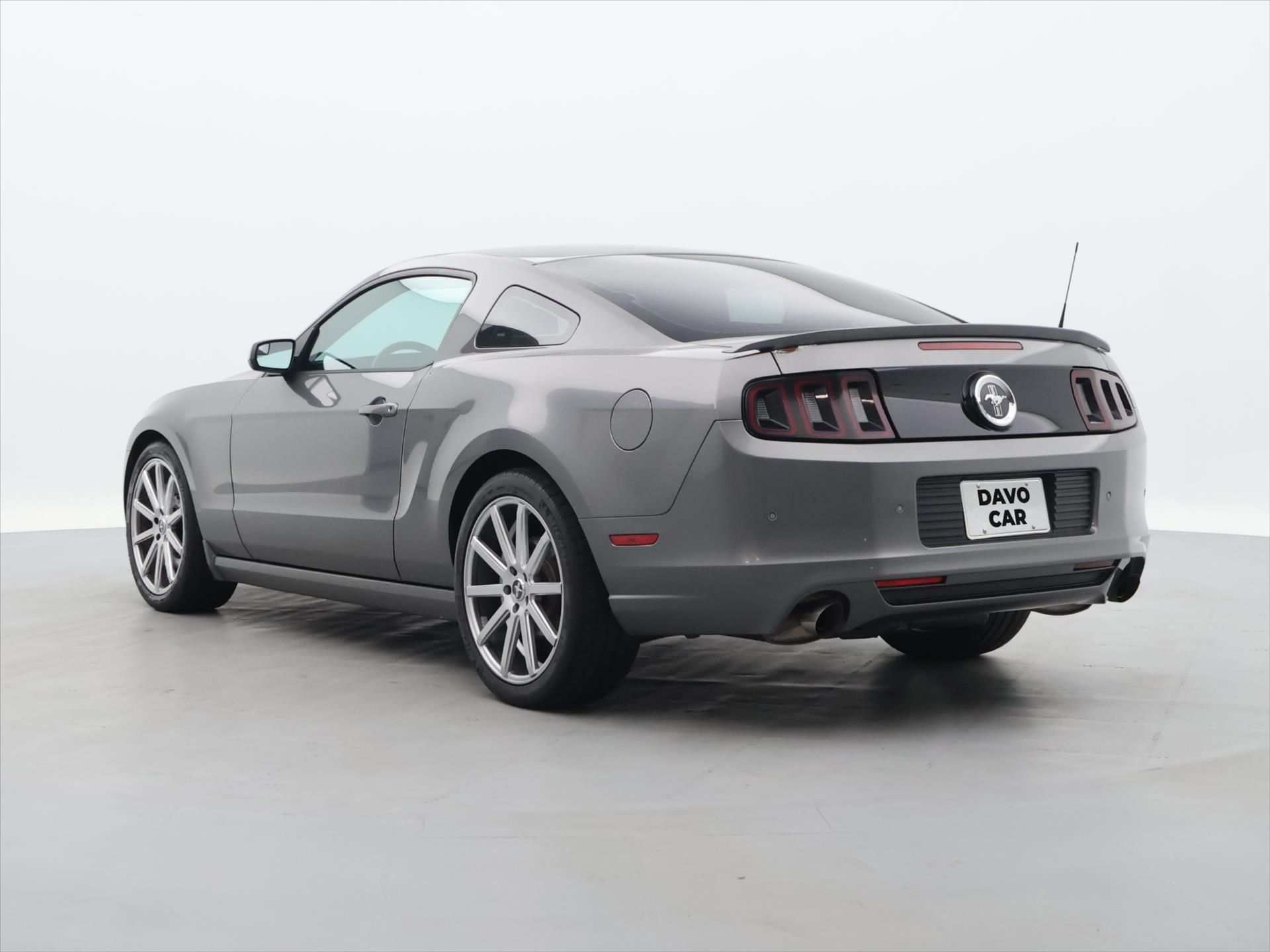 Ford Mustang, 3.7 V6 227kW Aut Xenon Klima - fotka 5