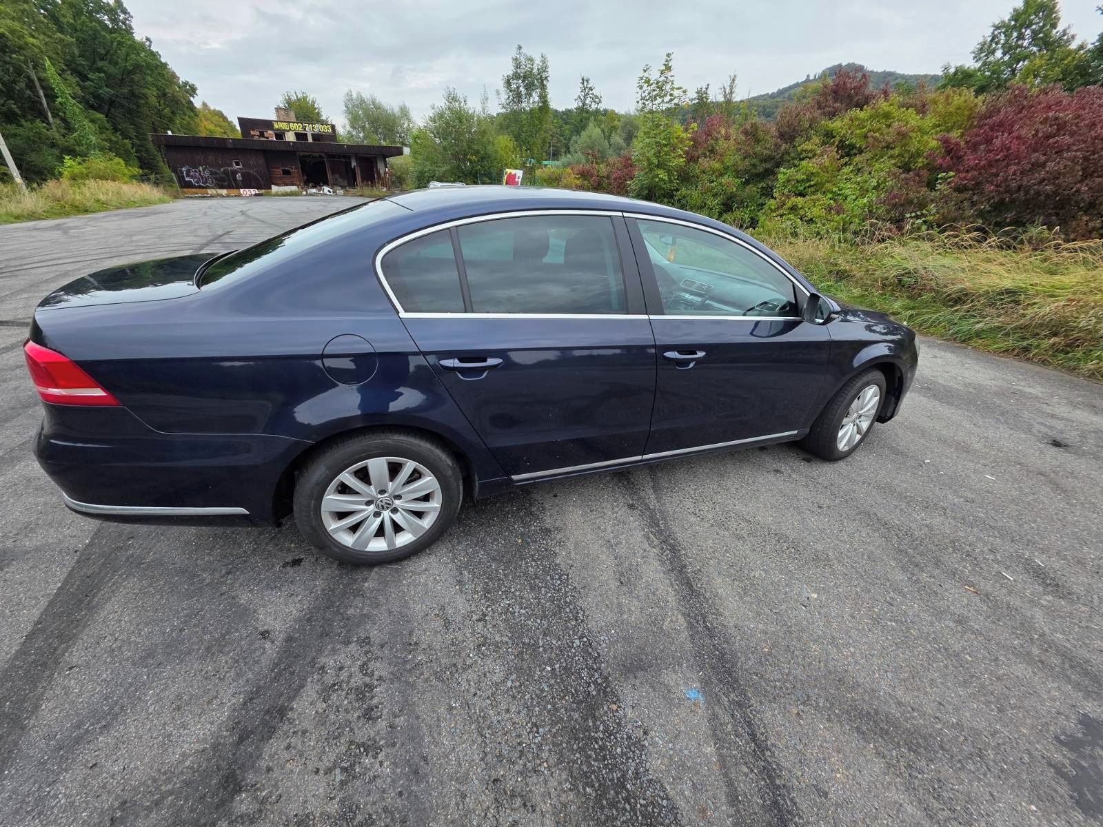 Volkswagen Passat, 1.6 TDI - Servisováno - fotka 5