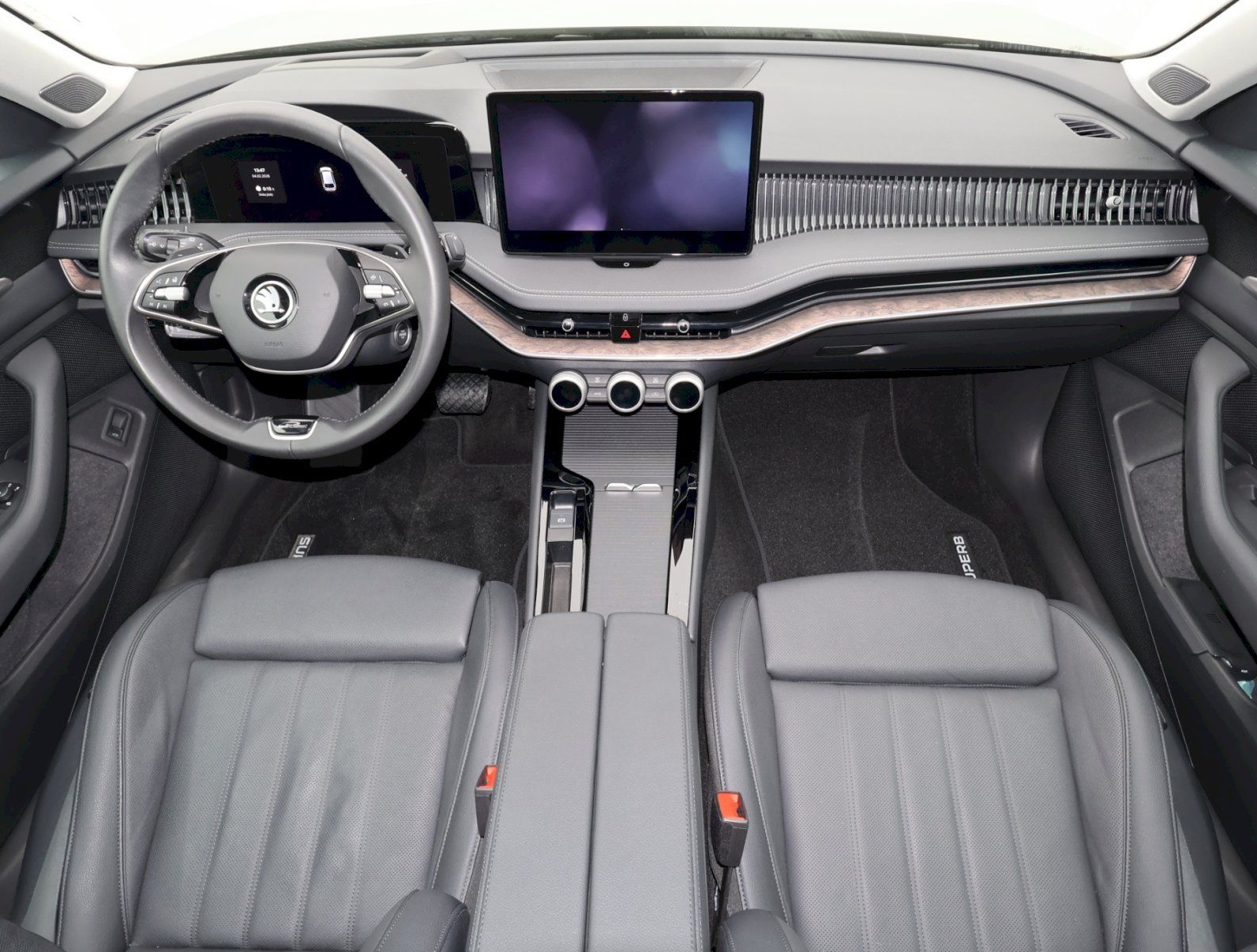 Škoda Superb, L&K DSG 2.0TDI 110kW - fotka 5