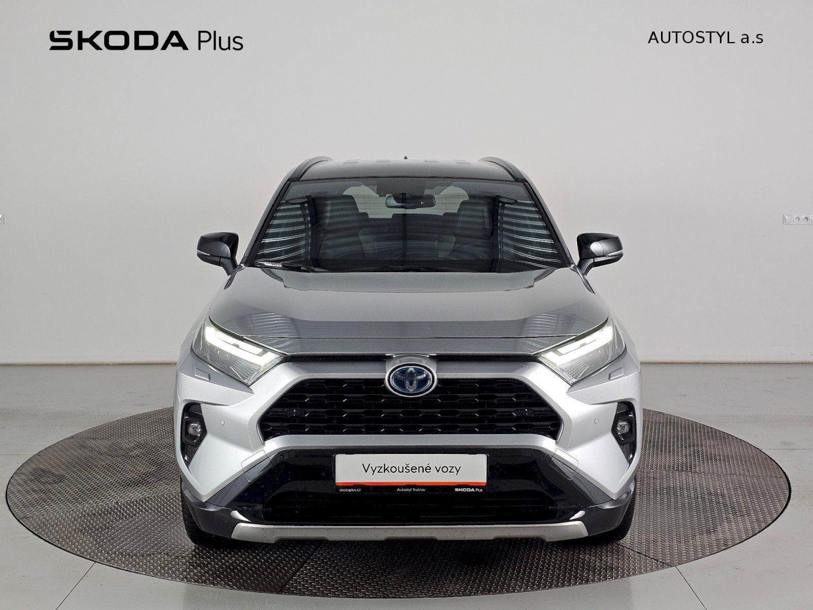Toyota Rav4, 2.5HEV 222k 4X4 SELECTION - fotka 4