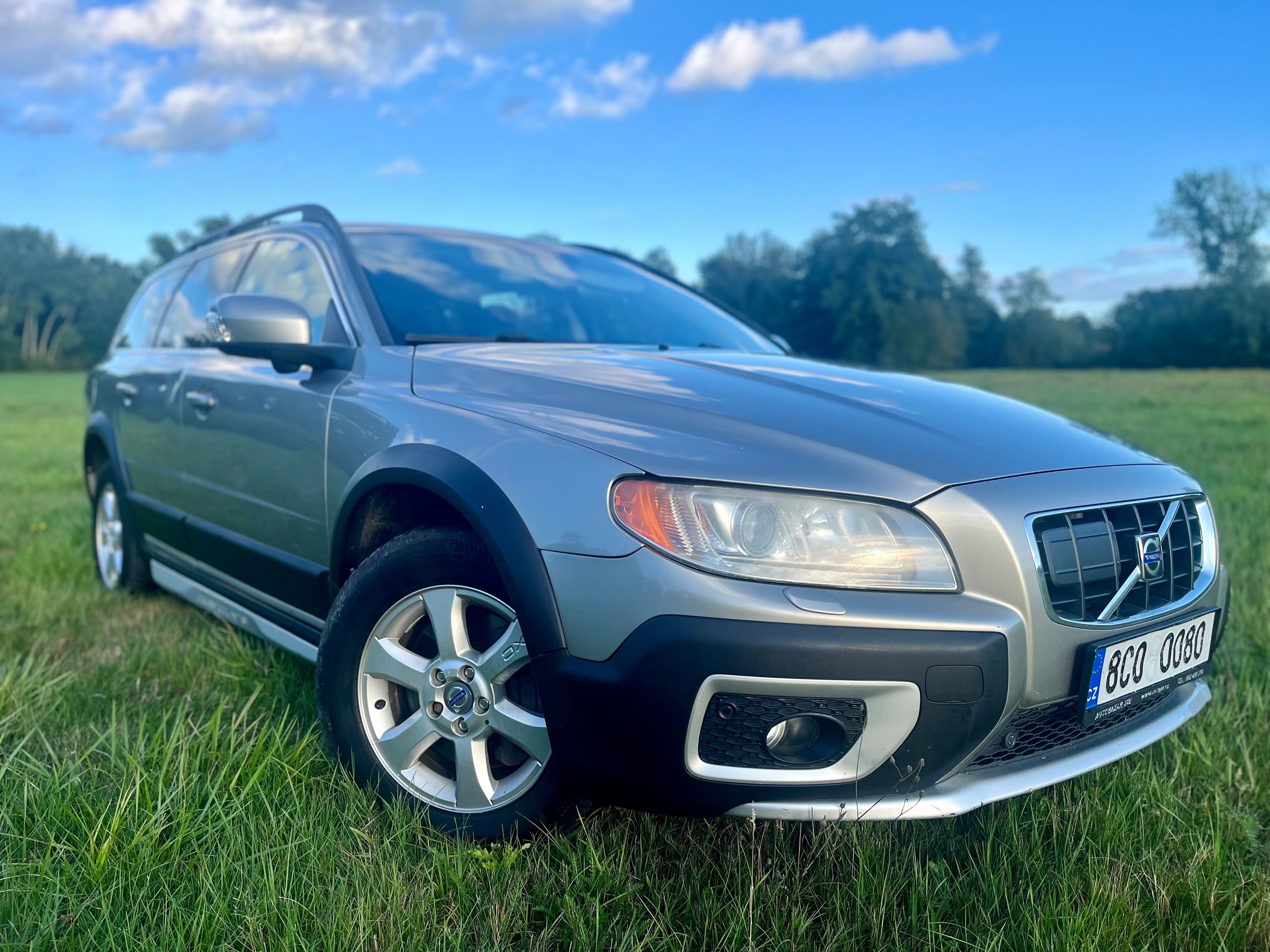 Volvo XC70, Volvo XC70 T6 AWD 210 kW – LPG - fotka 2