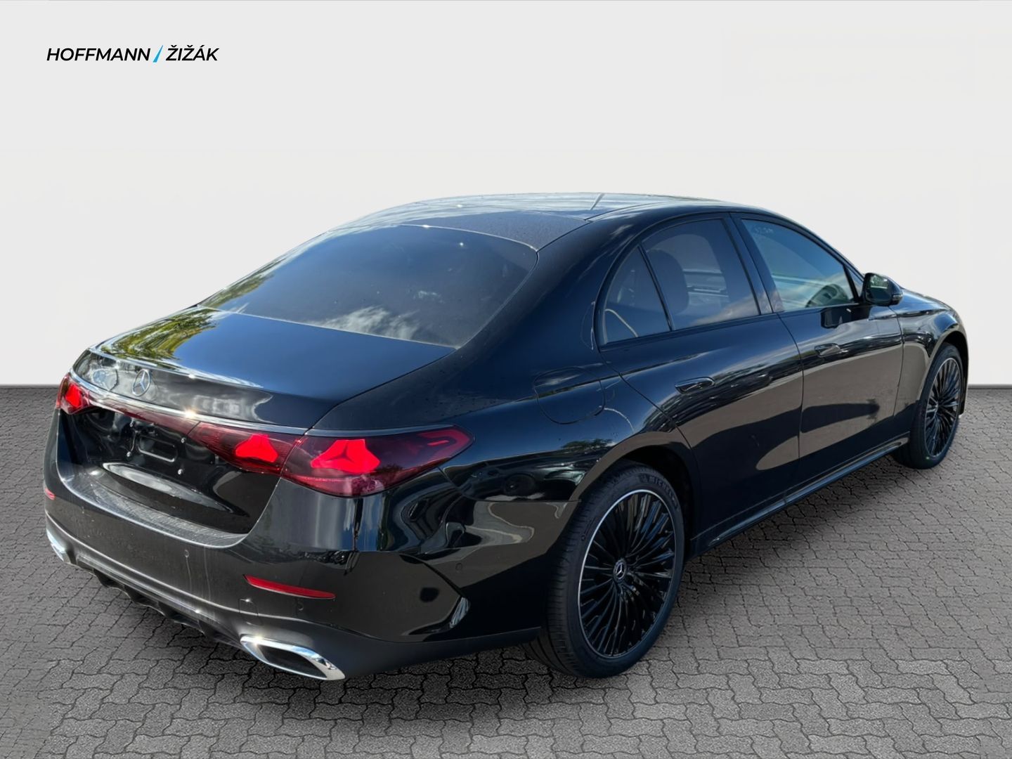 Mercedes-Benz, E 220 d 4MATIC - fotka 4