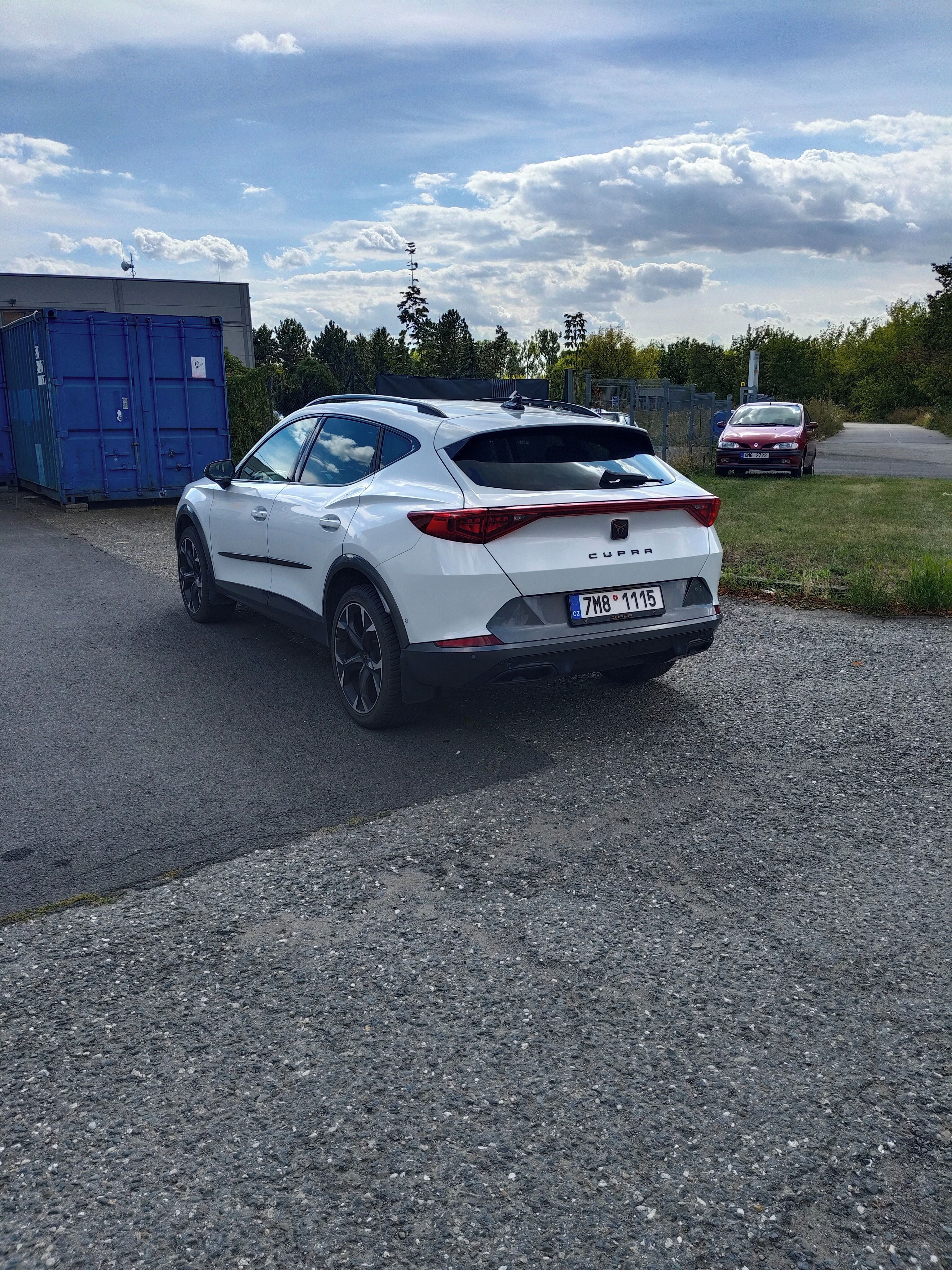 Cupra Formentor, 140 kW,4x4, servisovaný - fotka 4