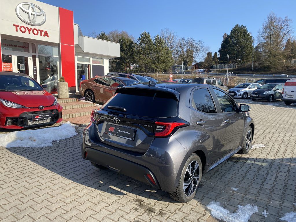 Toyota Yaris, 1.5 Hybrid 116 CVT Style - fotka 5