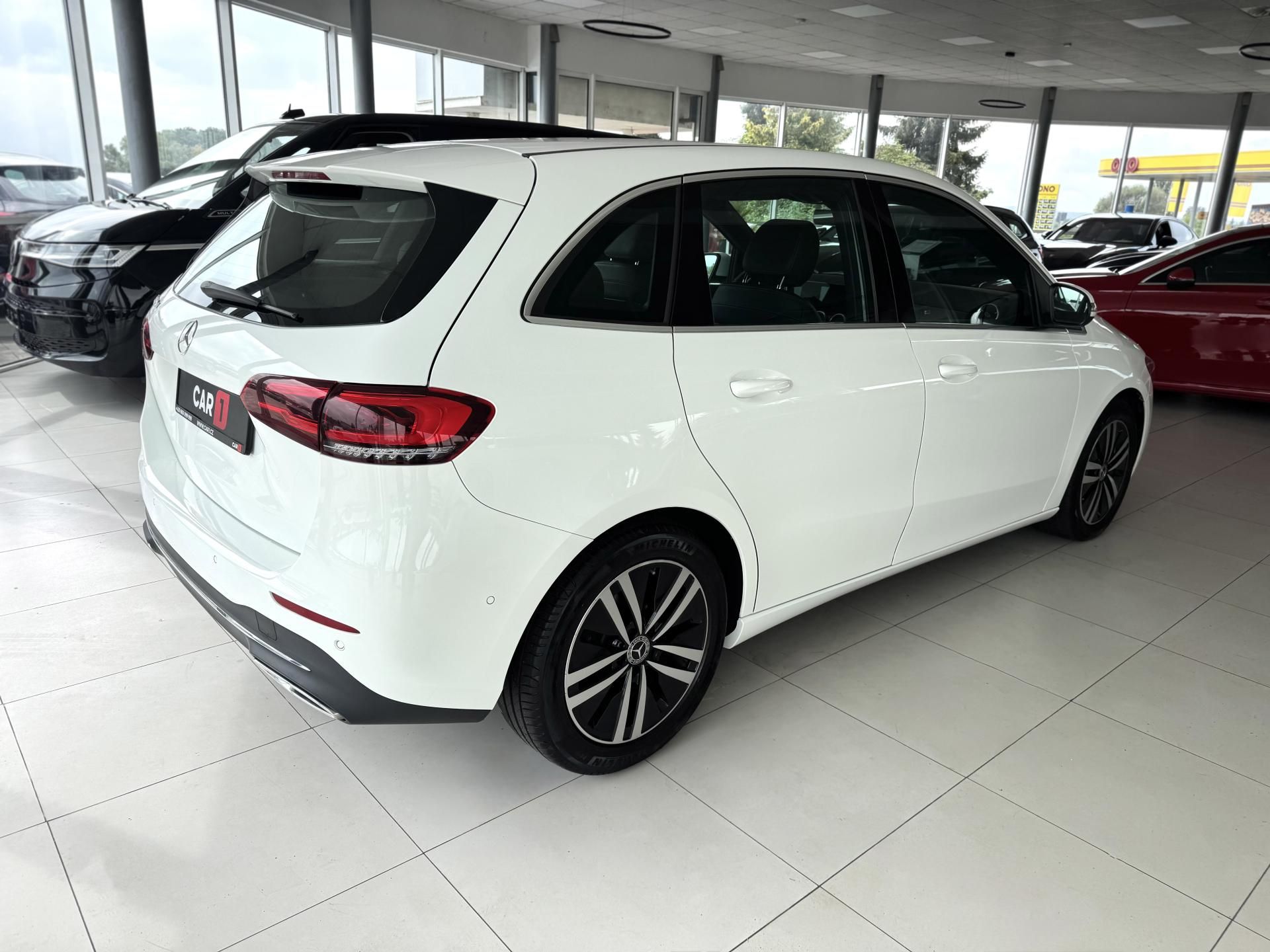 Mercedes-Benz Třídy B, 220d 140kW*AT8*LED*Kůže*DPH - fotka 5