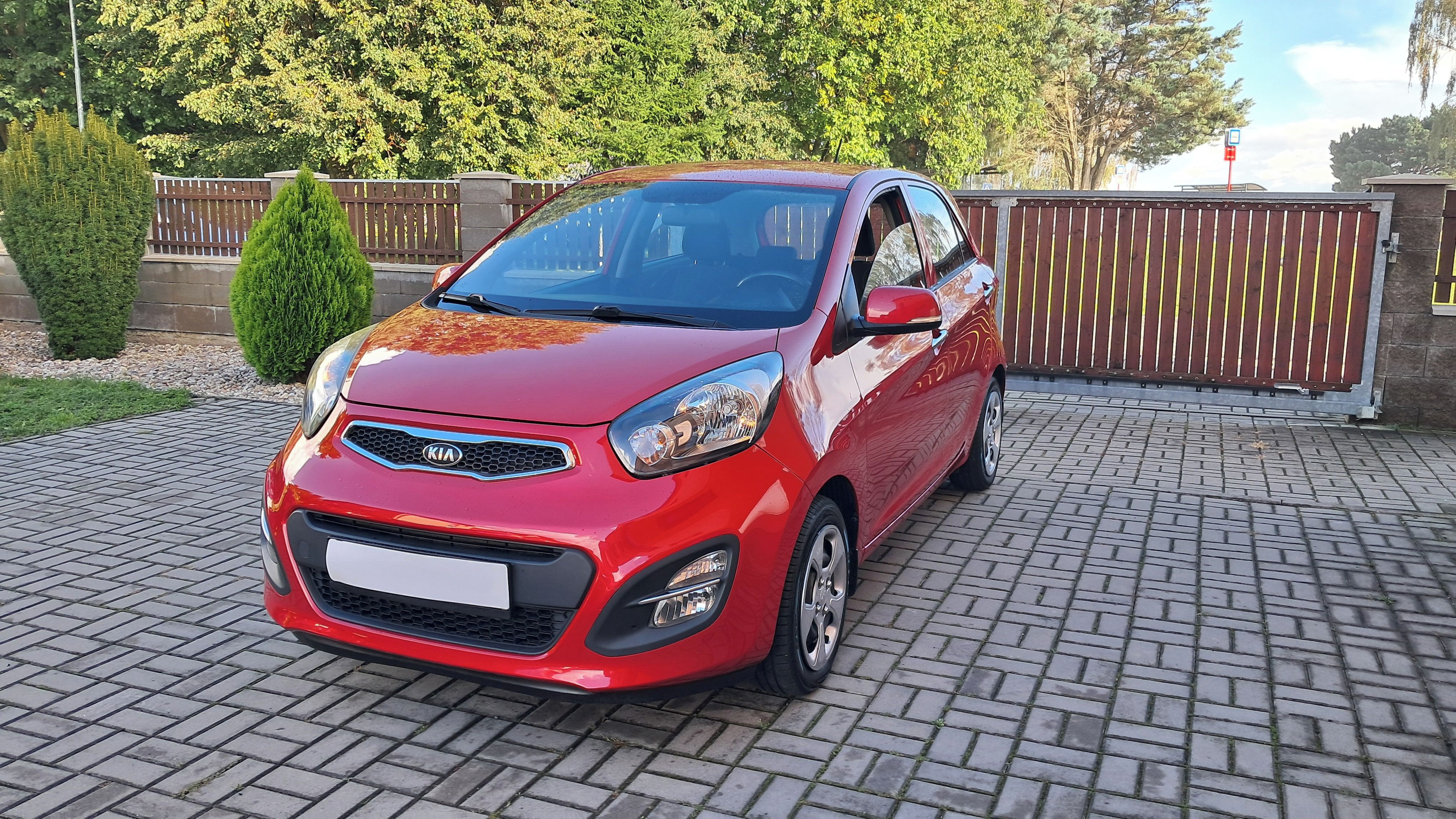 Kia Picanto, 1.2i / AUTOMAT / najeto 80 000
