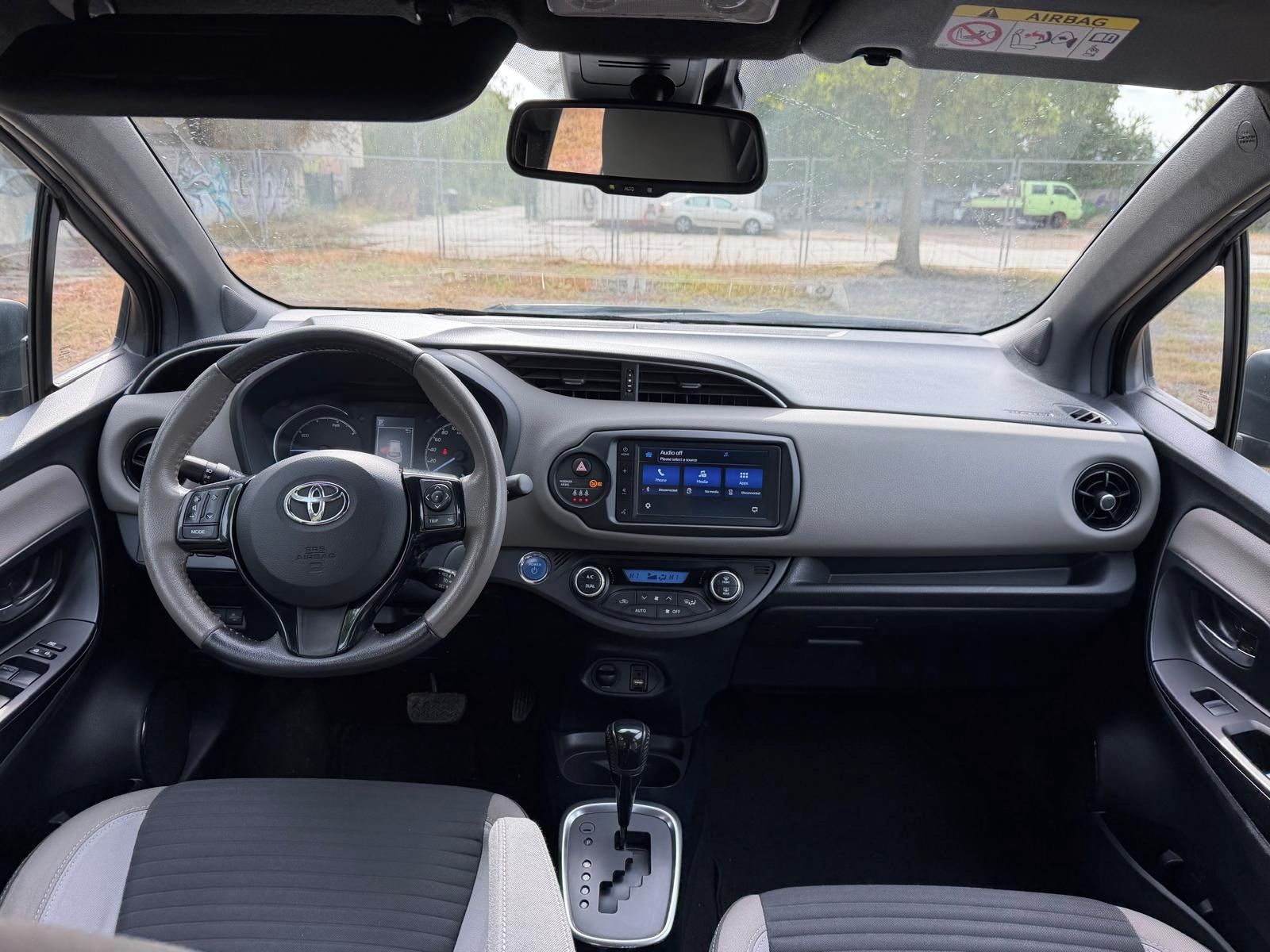 Toyota Yaris, 1.5 Hybrid Select - fotka 5