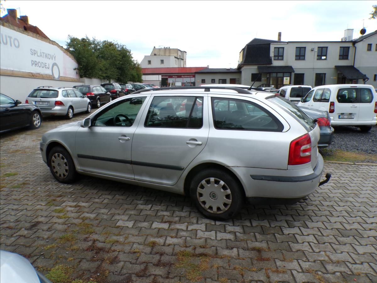 Škoda Octavia, 1,9 TDI  KLIMA.TAŽ.ZAŘ. - fotka 6