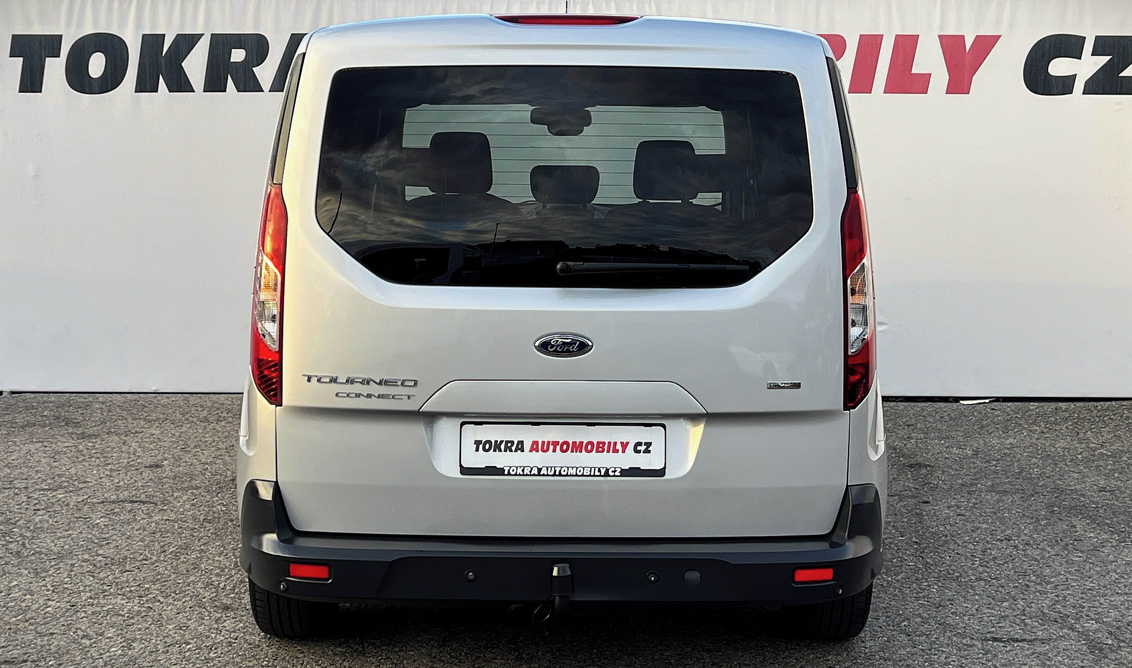 Ford Tourneo Connect, 1.0 Ecoboost Klima Tažné 2.Maj - fotka 5