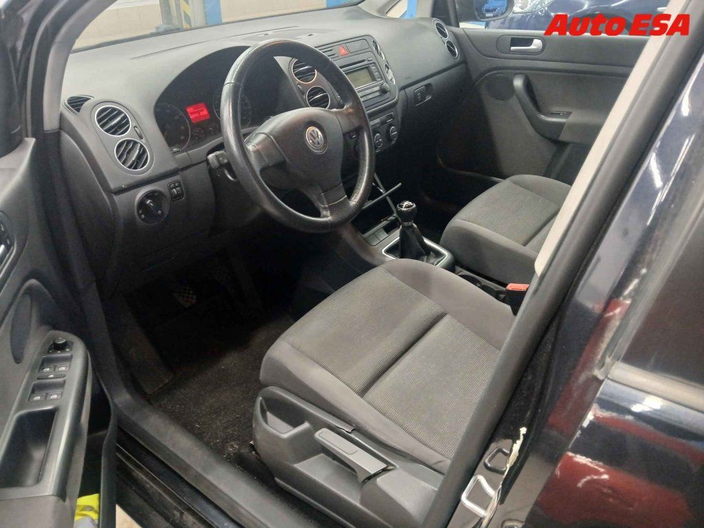 Volkswagen Golf Plus, 1.6 TDI - fotka 3