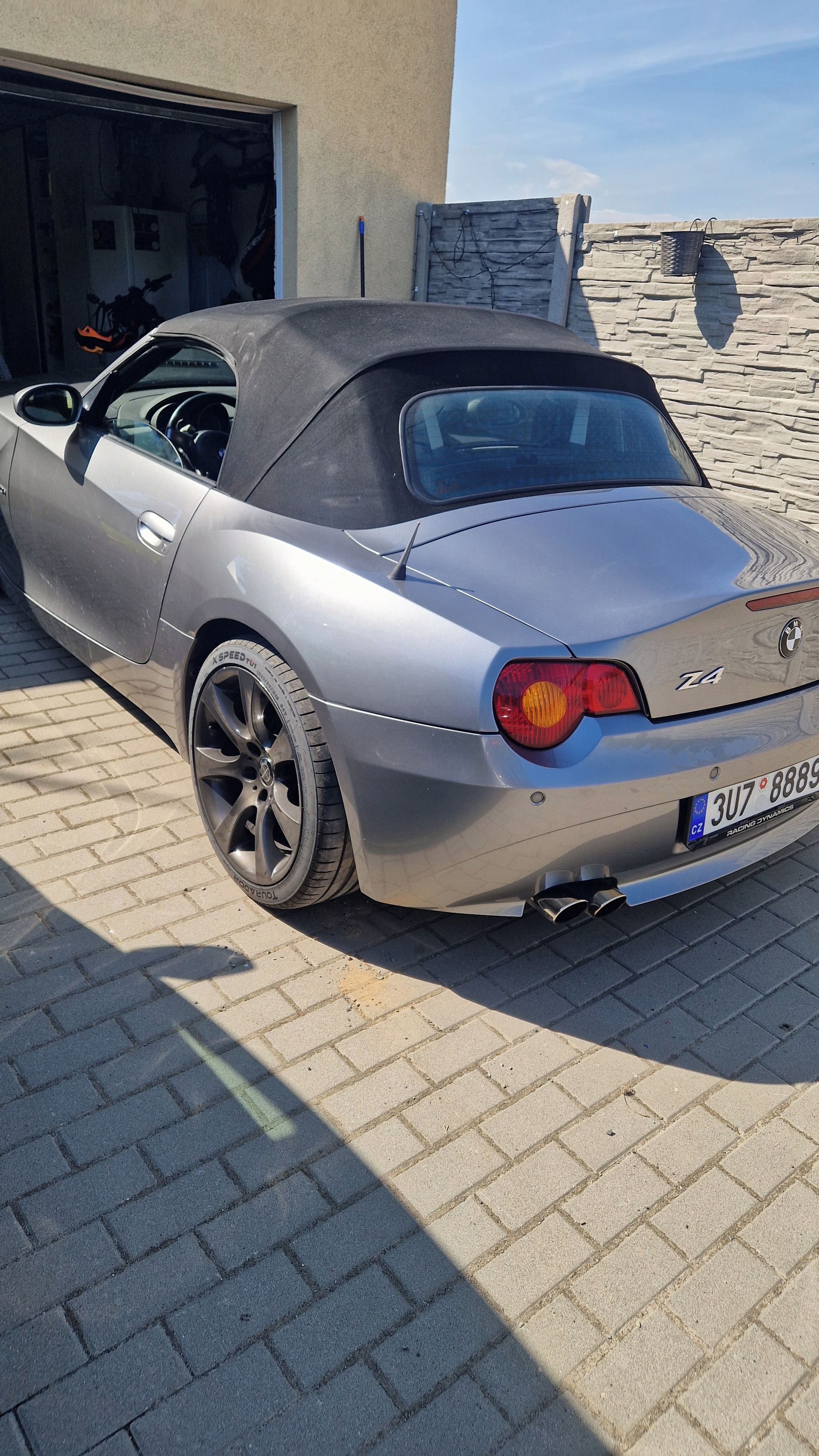 BMW Z4, cabrio 3.0l 170KW - fotka 4