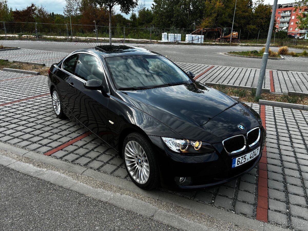 BMW Řada 3, BMW E92 325i