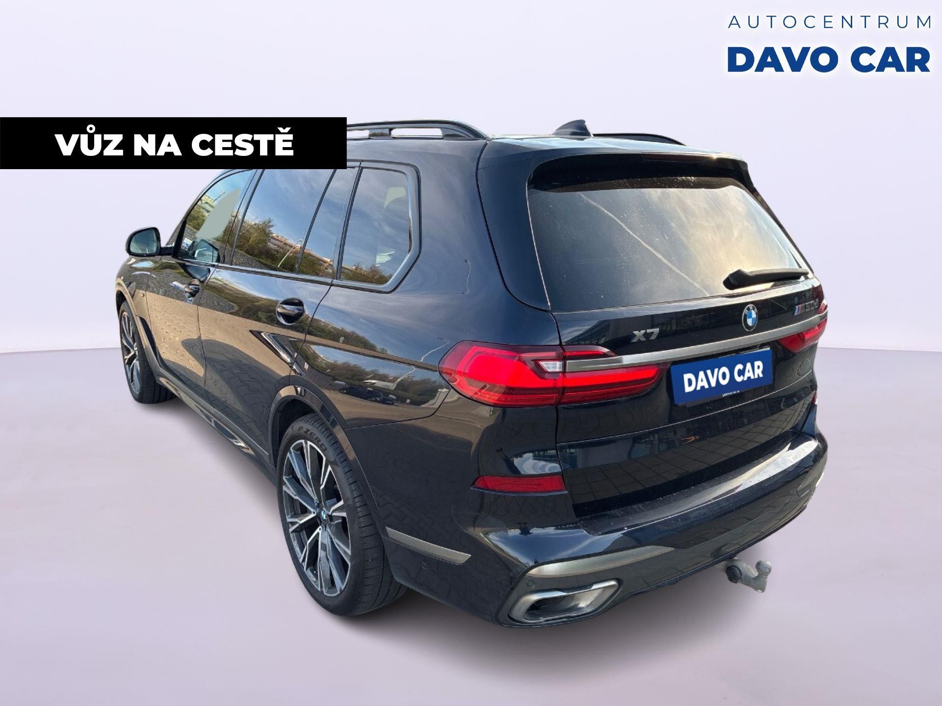 BMW X7, 3,0 M50d xDrive 294kW CZ FULL - fotka 2