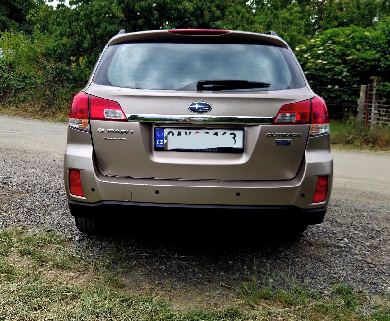 Subaru Outback, 2.0 D servisováno, výborný sta - fotka 5