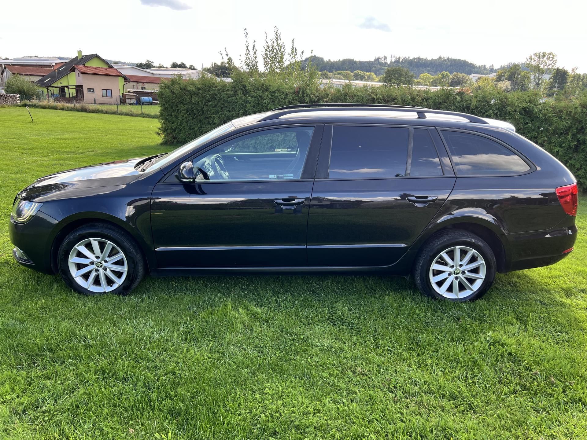 Škoda Superb, 2.0TDI 103KW,DIGIKLIMA,TZ,ALU - fotka 4