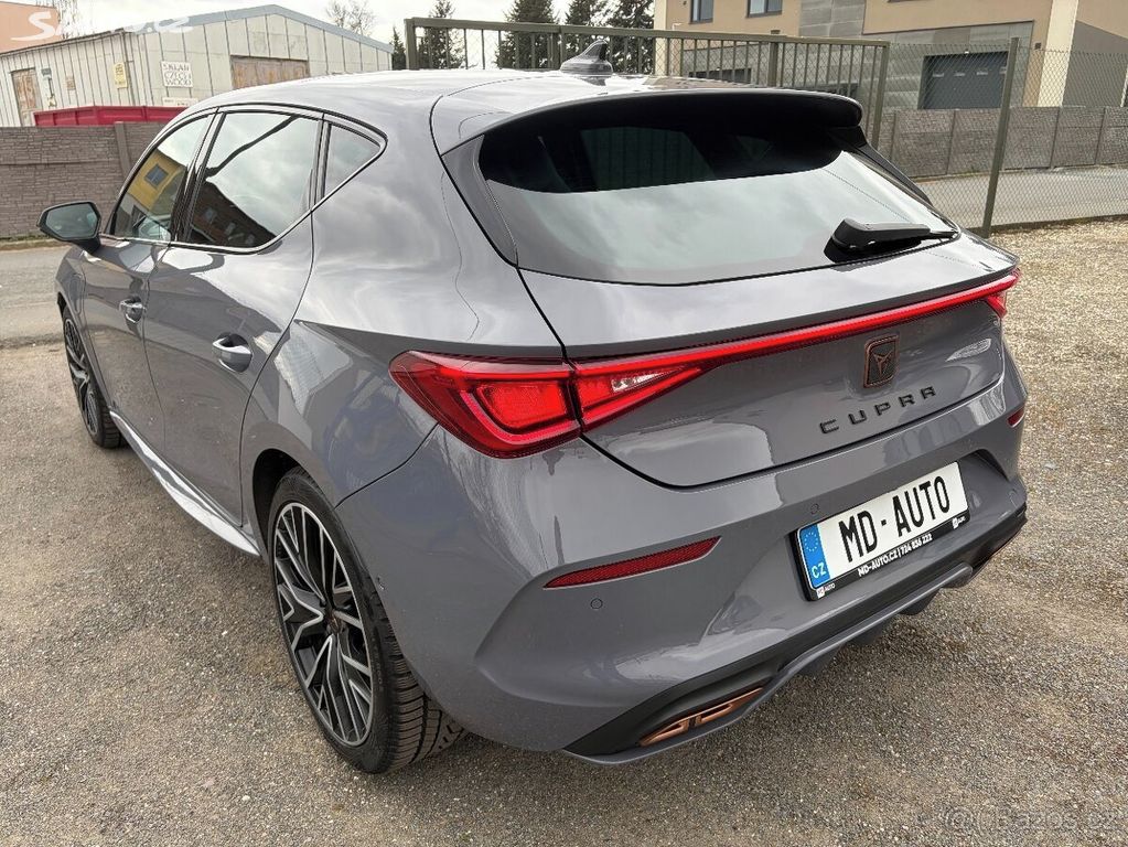 Cupra Leon 2021 из Чехии