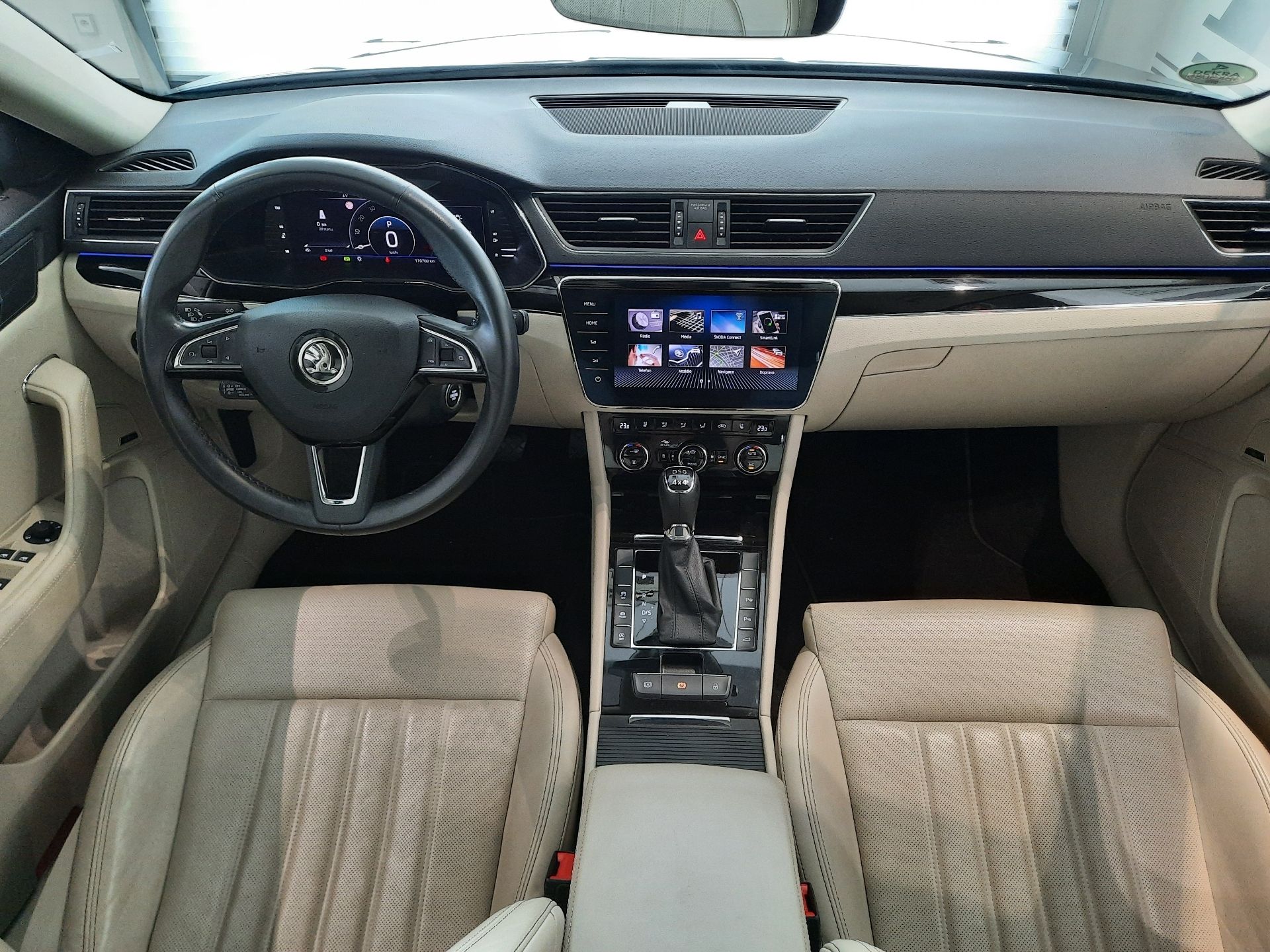 Škoda Superb, Laurin&Klement 2.0 TSI 4x4 (20 - fotka 5