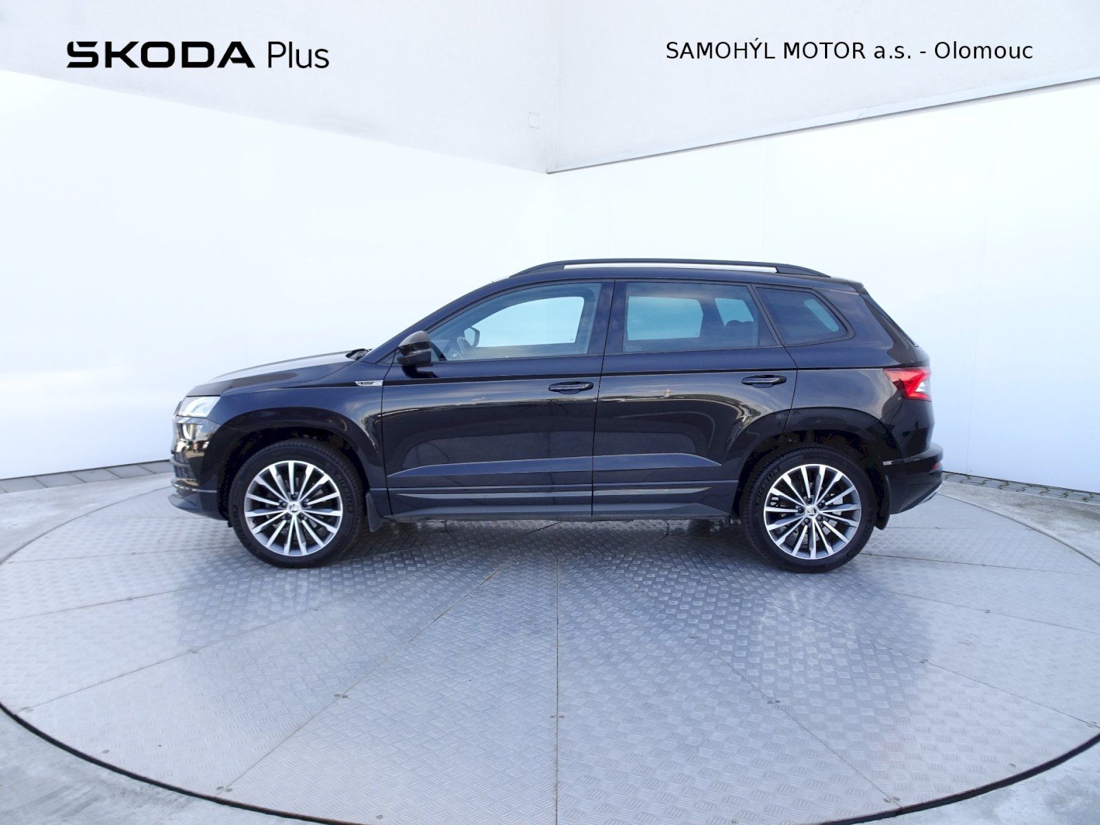 Škoda Karoq, 1.6TDI DSG Sportline - fotka 3