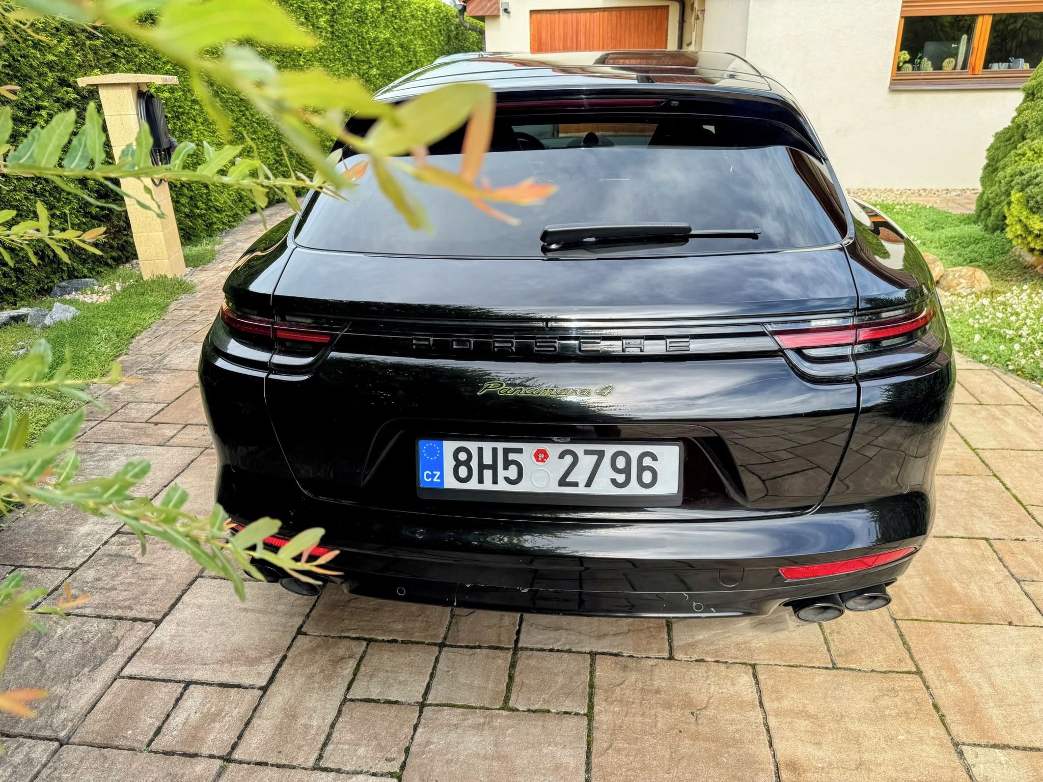 Porsche Panamera, 4 E-Hybrid Sport Turismo - fotka 6