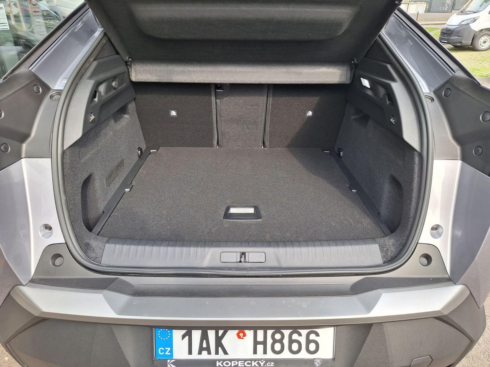 Peugeot 3008, ALLURE Hybrid 145 e-DCS6 - fotka 5