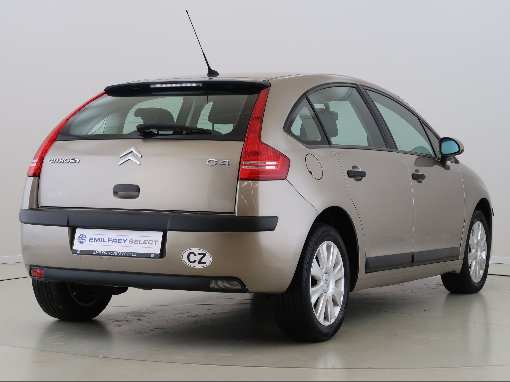 Citroën C4, 1.4i,65KW,Klimatizace,CZ - fotka 5