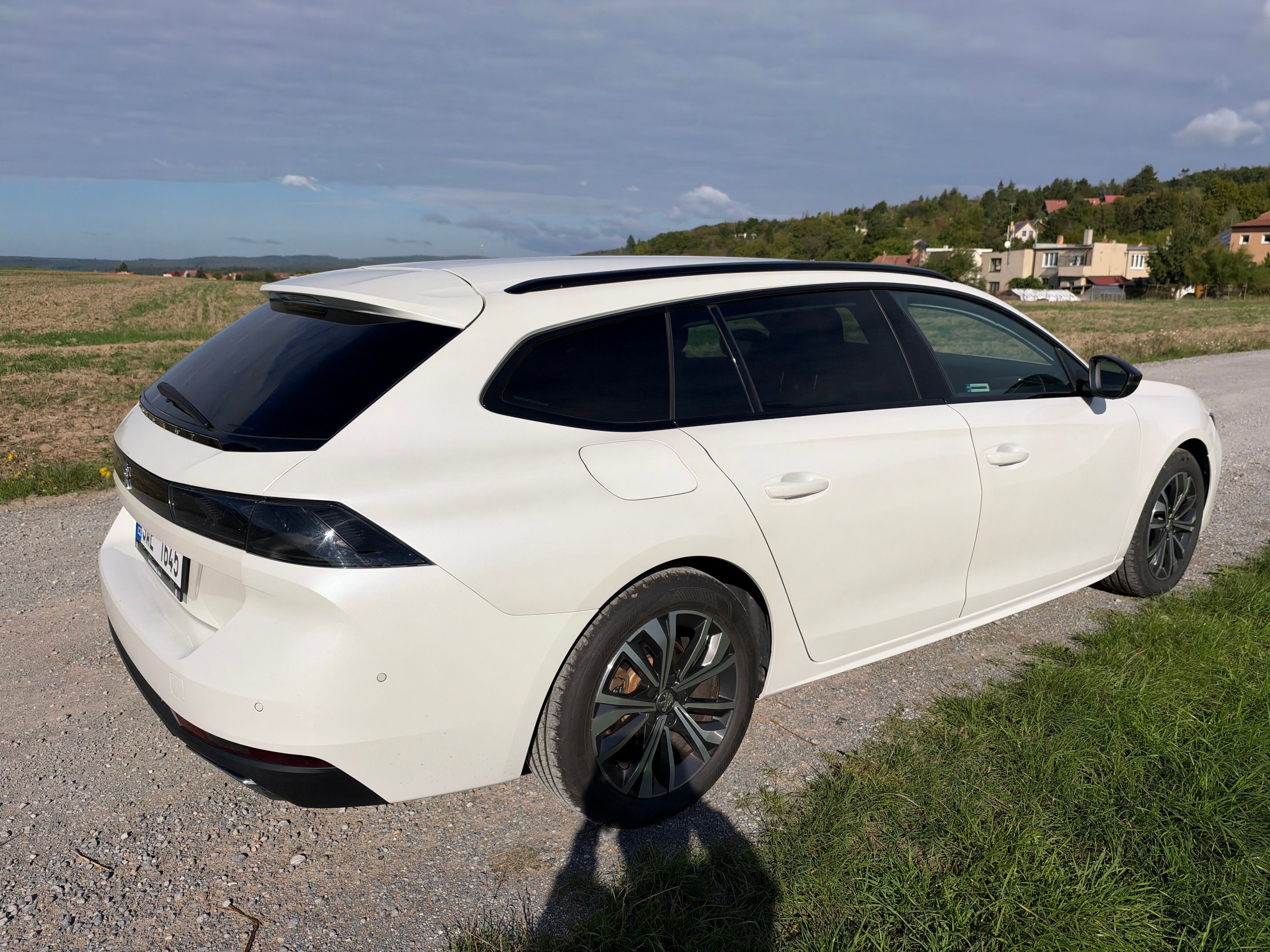 Peugeot 508, 1.5 BlueHDI SW AT/8 ALLURE ČR - fotka 4