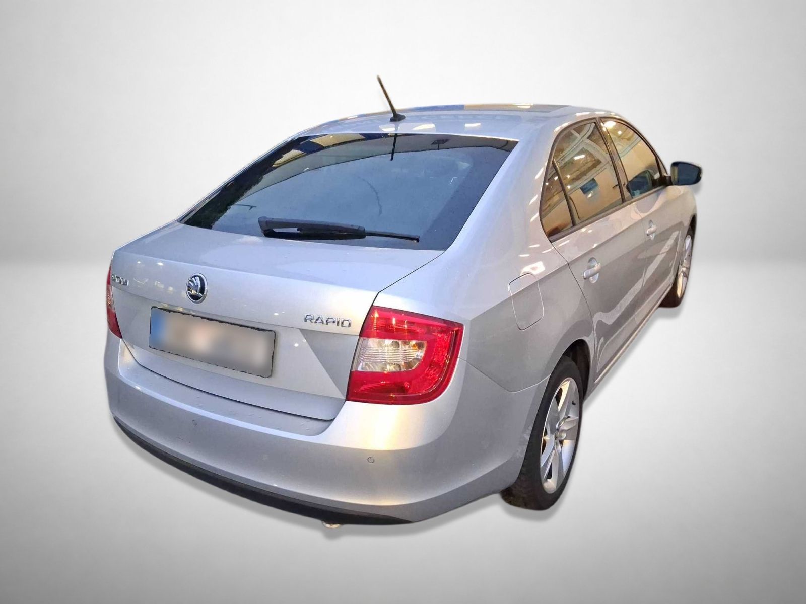Škoda Rapid, 1.4 TDI, Automat - fotka 2