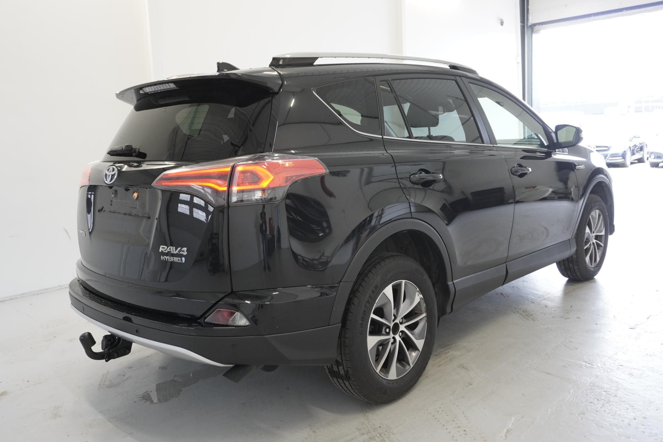 Toyota Rav4, 2,5 HYBRID H3 4X2 AUT. - fotka 5