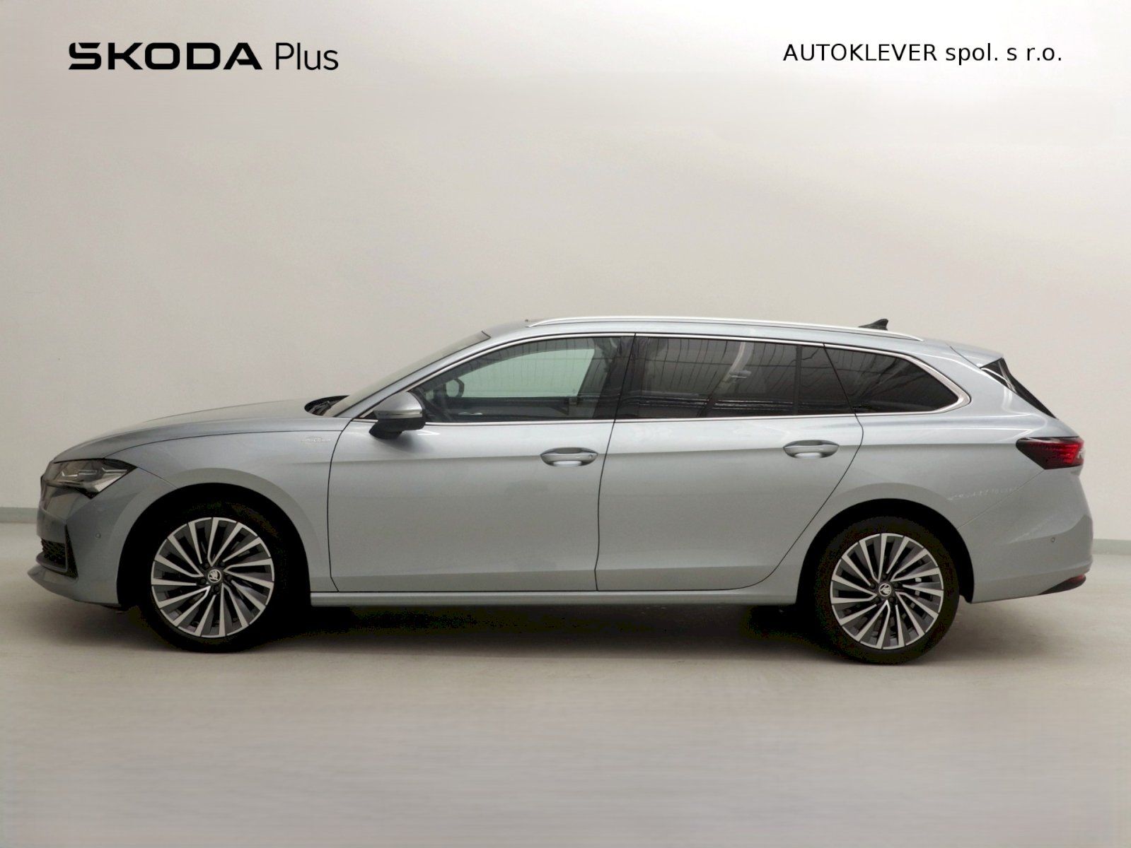 Škoda Superb, L&K DSG 2.0TDI 110kW - fotka 3