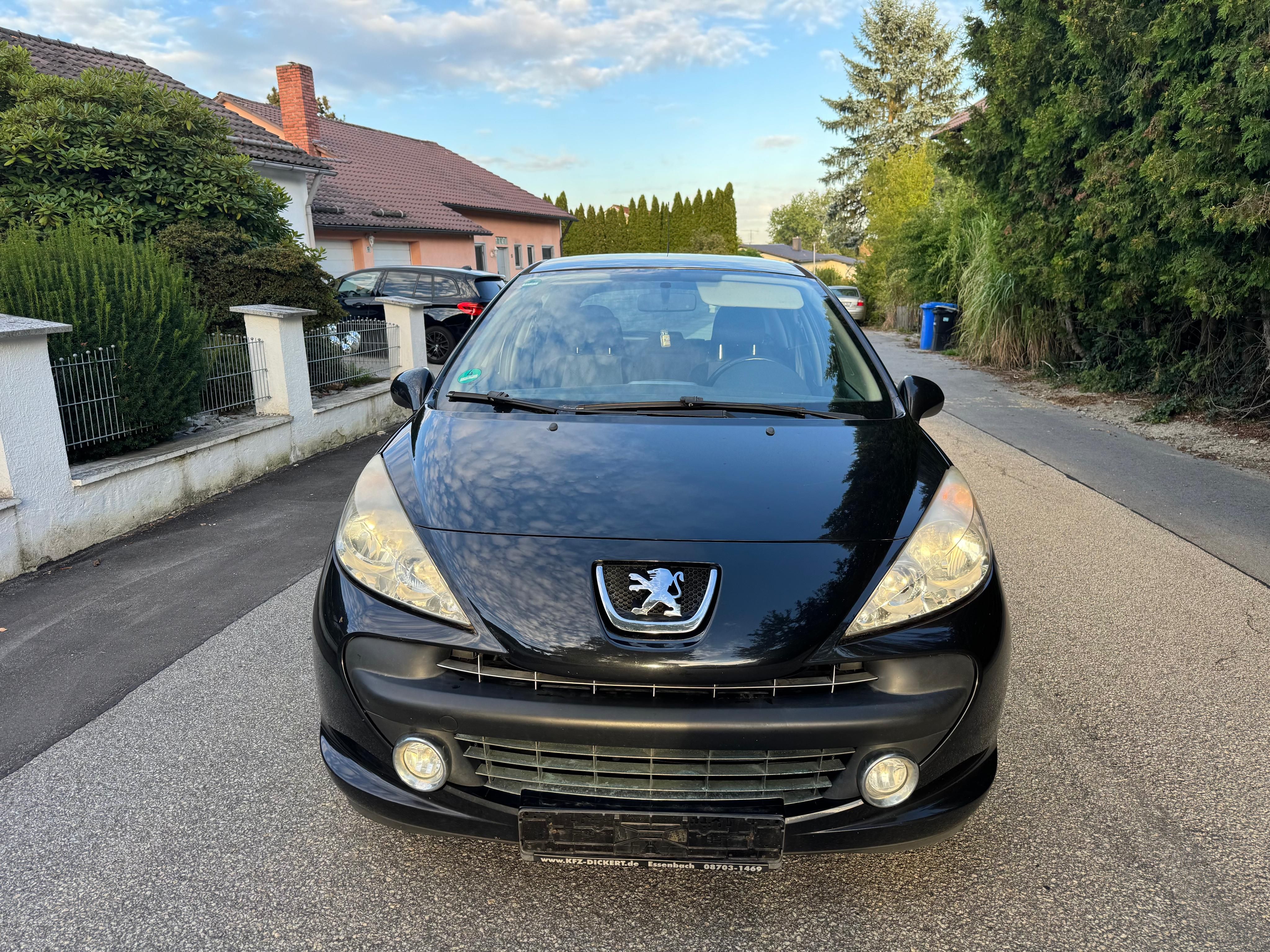 Peugeot 207, 1.6i, klima - fotka 6
